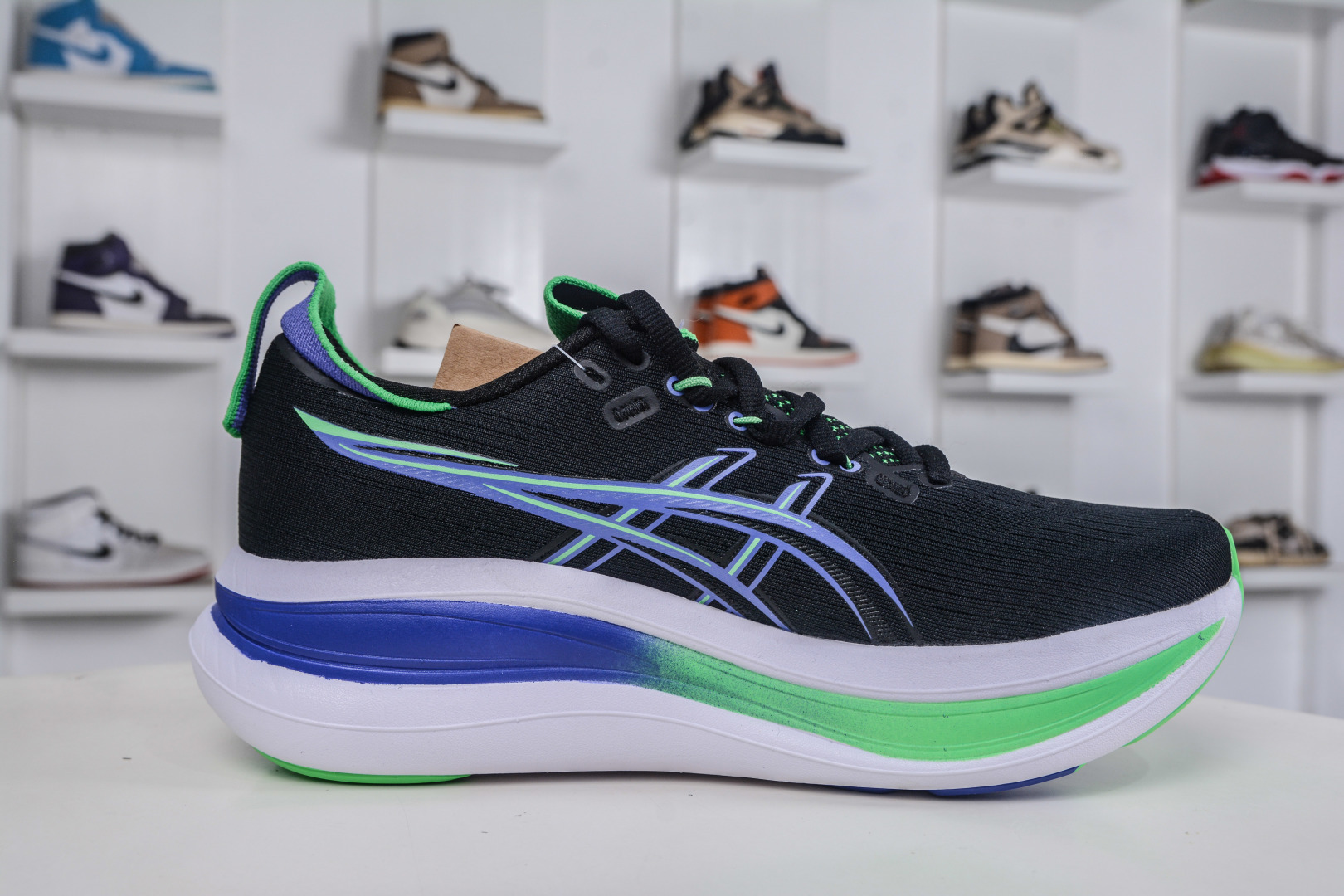 190 Asics GEL-Nimbus 28 亚瑟士缓震跑鞋 1011C127-100
