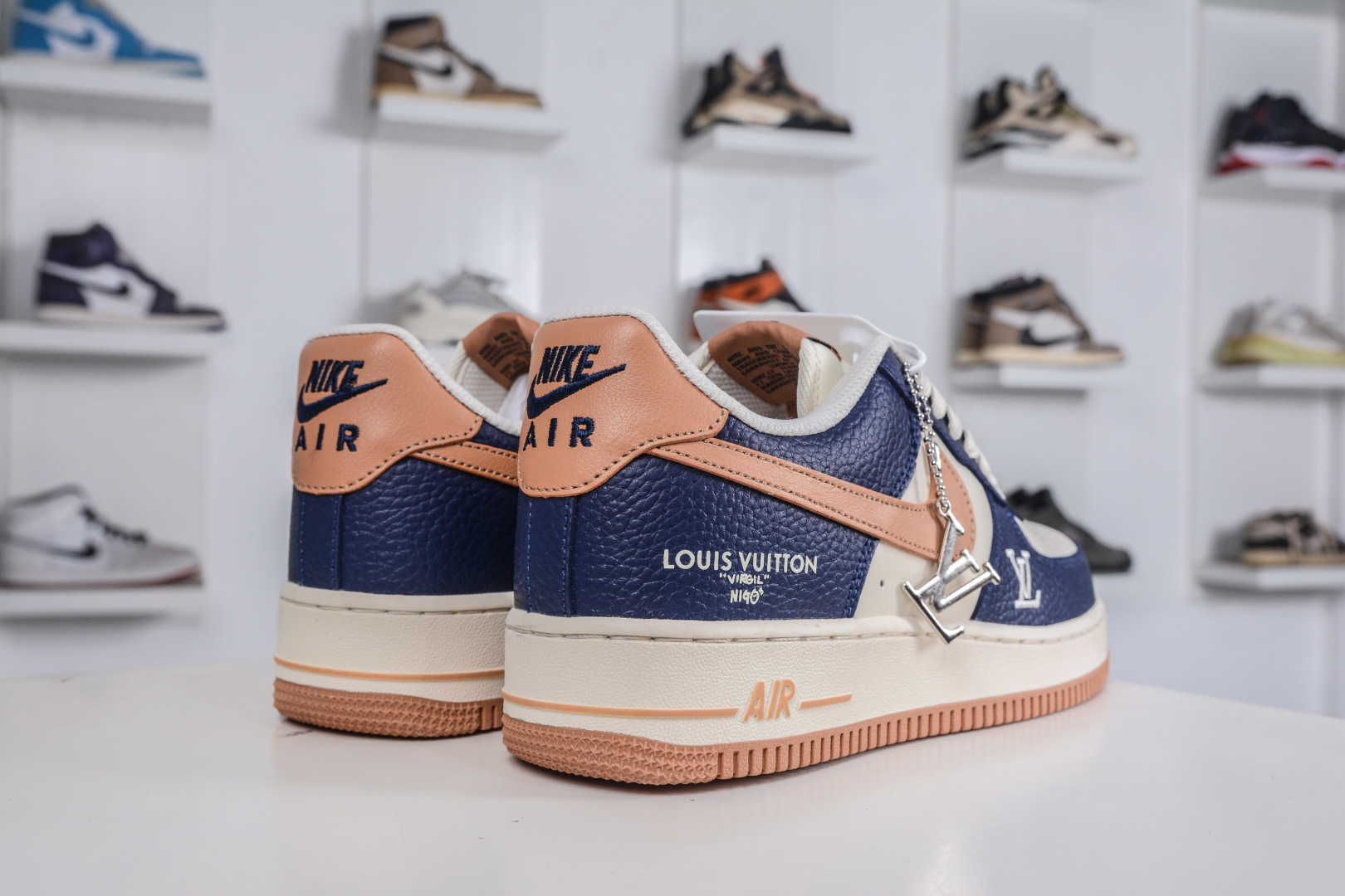 260 Nike Air Force 1 Low 07 x Louis VuittLV联名-暮蓝杏棕 NH0601-585
