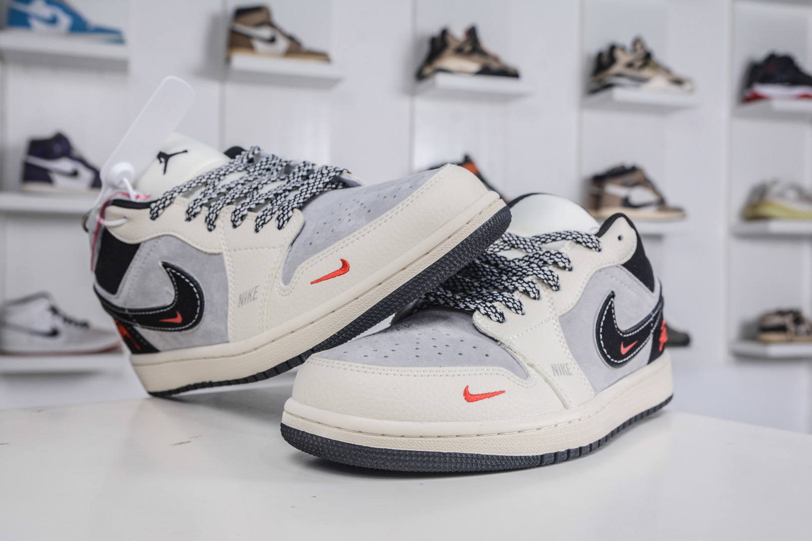 270 Air Jordan 1 Retro Low x Stussy 斯图西联名-米灰黑 QG1988-016