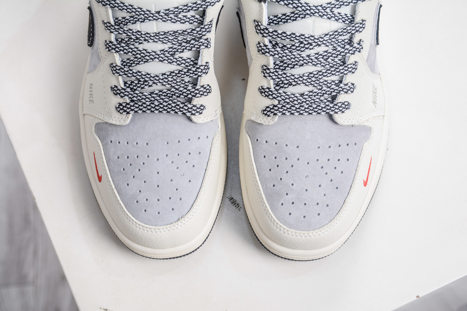 270 Air Jordan 1 Retro Low x Stussy 斯图西联名-米灰黑 QG1988-016