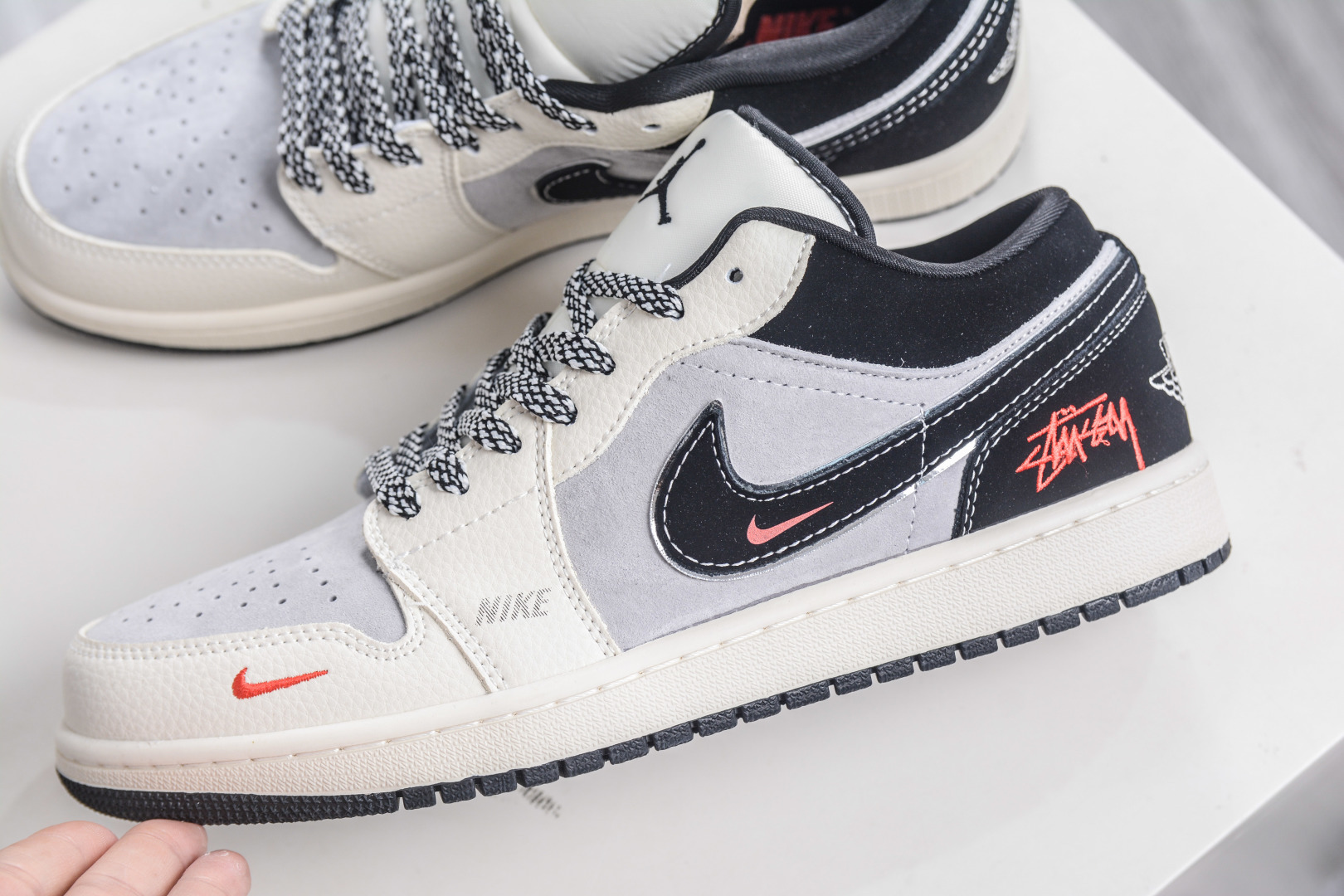 270 Air Jordan 1 Retro Low x Stussy 斯图西联名-米灰黑 QG1988-016