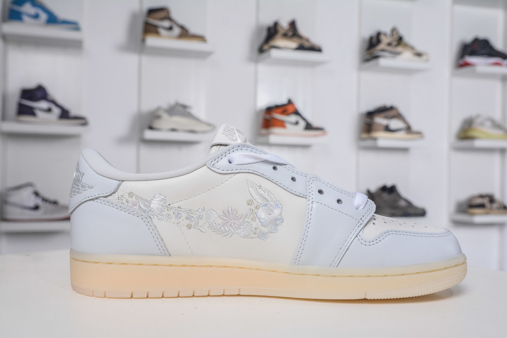 270 Air Jordan 1 Low花卉刺绣 IF4391-100