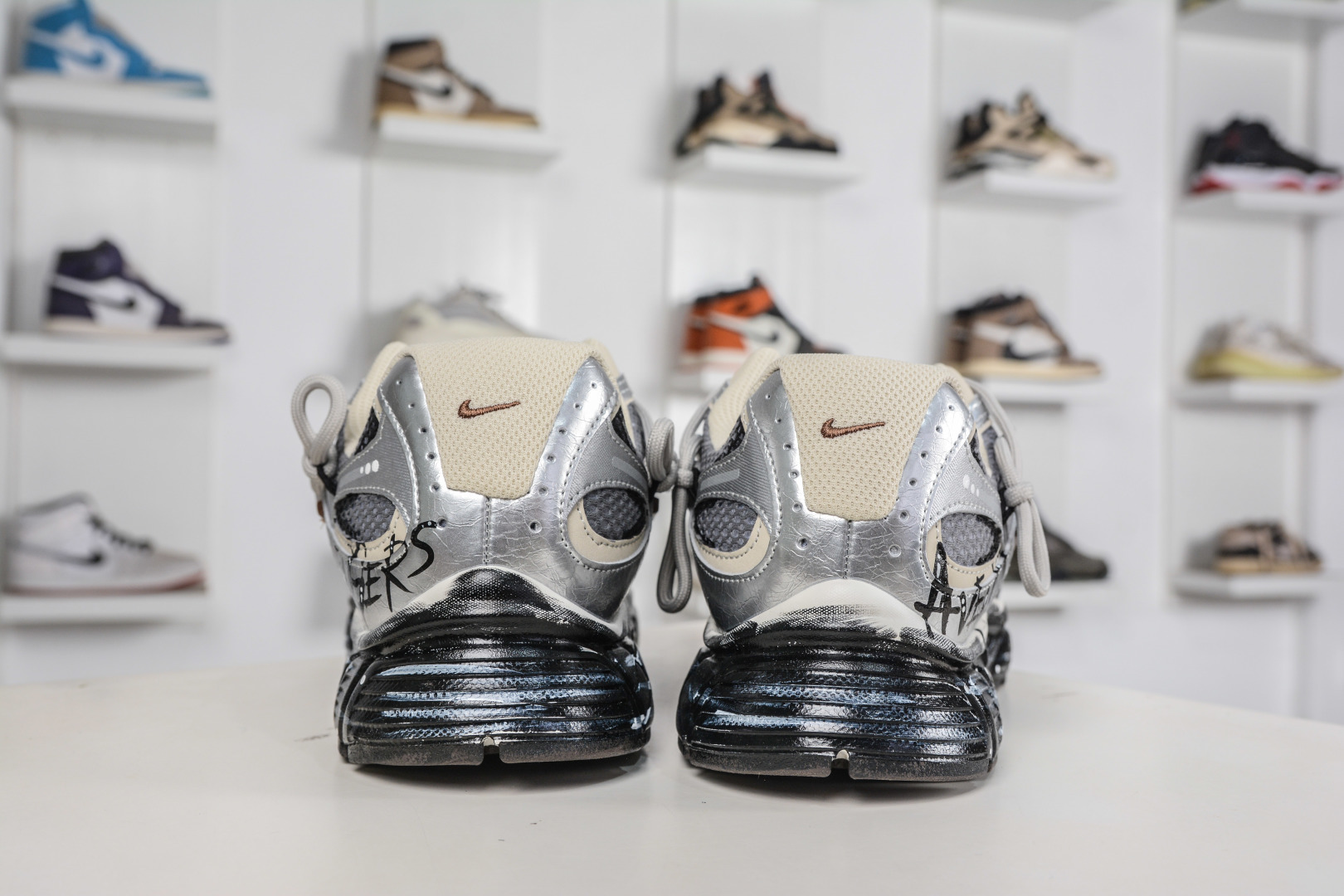 290 NK V5 RNR 舒适百搭防滑耐磨低帮跑步鞋 HQ7901-102