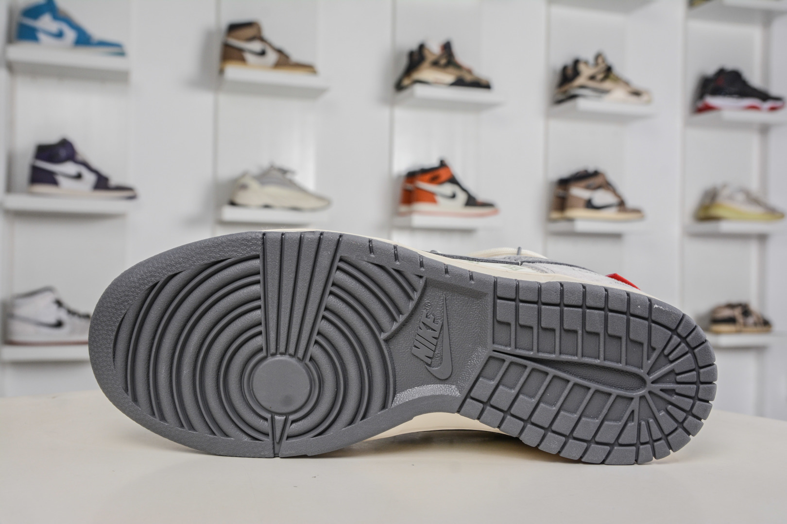 290 Nike SB Dunk Low x Louis VuittLV联名-浅灰白抽绳 CX5050-Y35