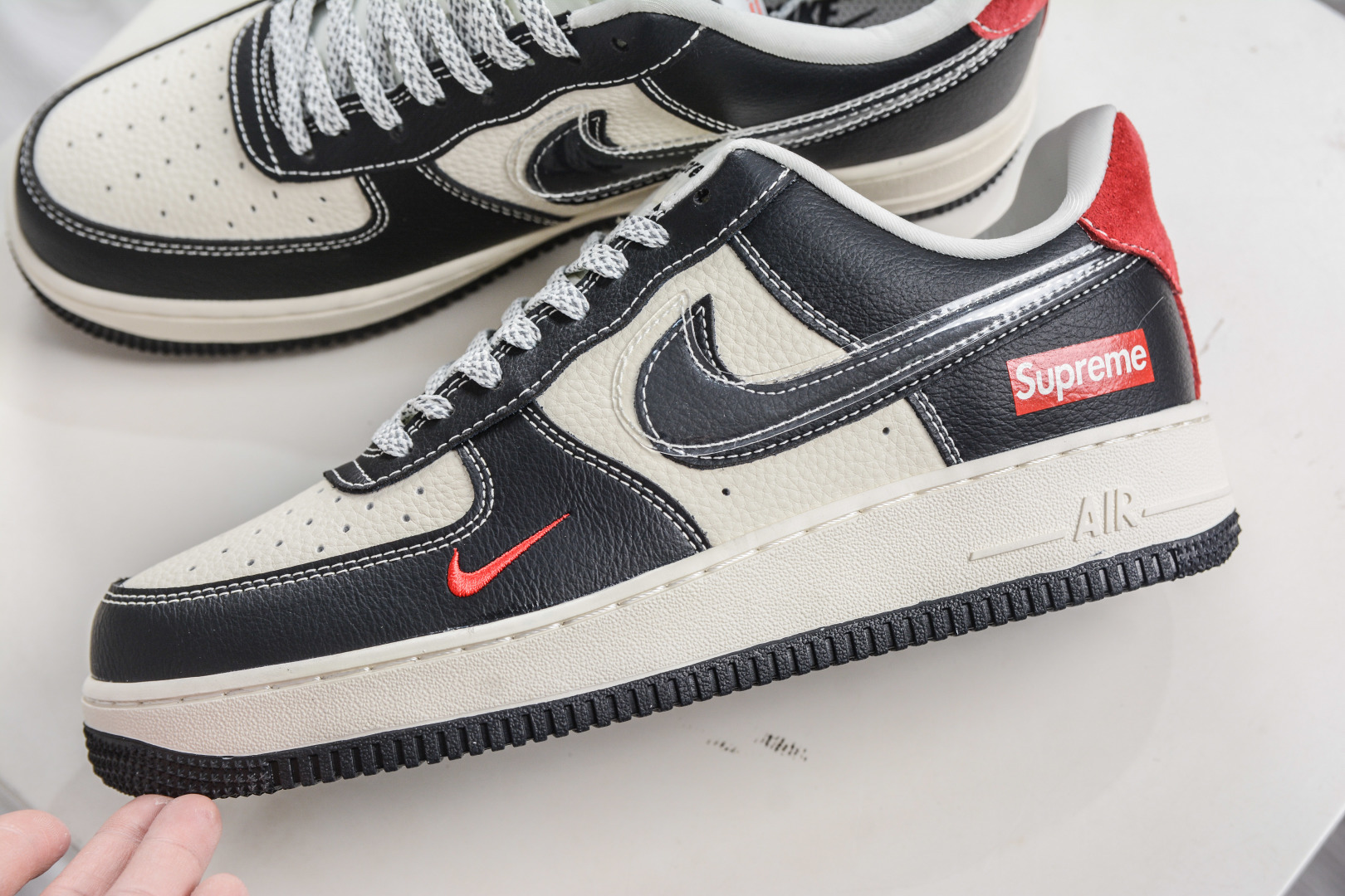 260 Nike Air Force 1 Low 07 x Supreme SUP联名-米黑红 DF0188-106