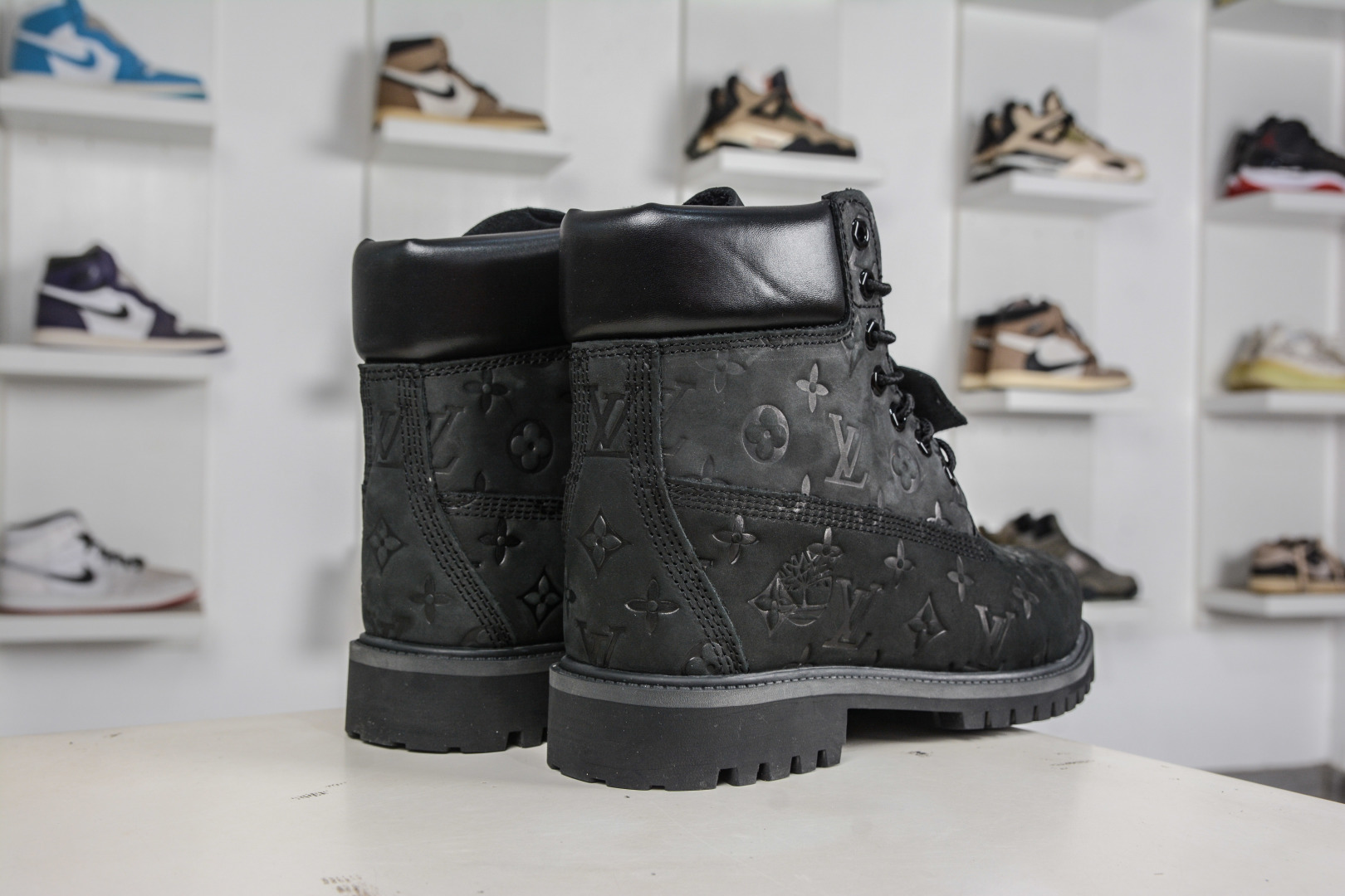 340 Timberland/天伯伦 添柏岚/经典大黄靴 LV 高帮/黑色 菲董