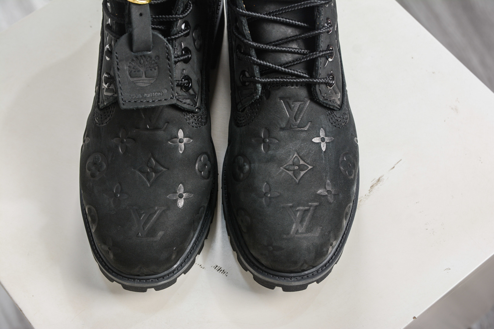 340 Timberland/天伯伦 添柏岚/经典大黄靴 LV 高帮/黑色 菲董