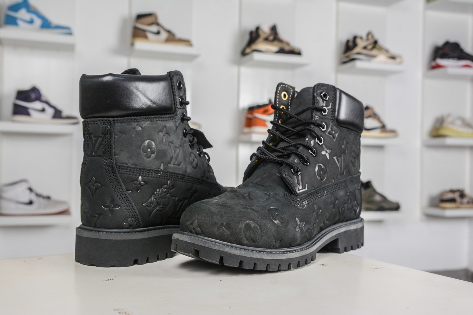 340 Timberland/天伯伦 添柏岚/经典大黄靴 LV 高帮/黑色 菲董