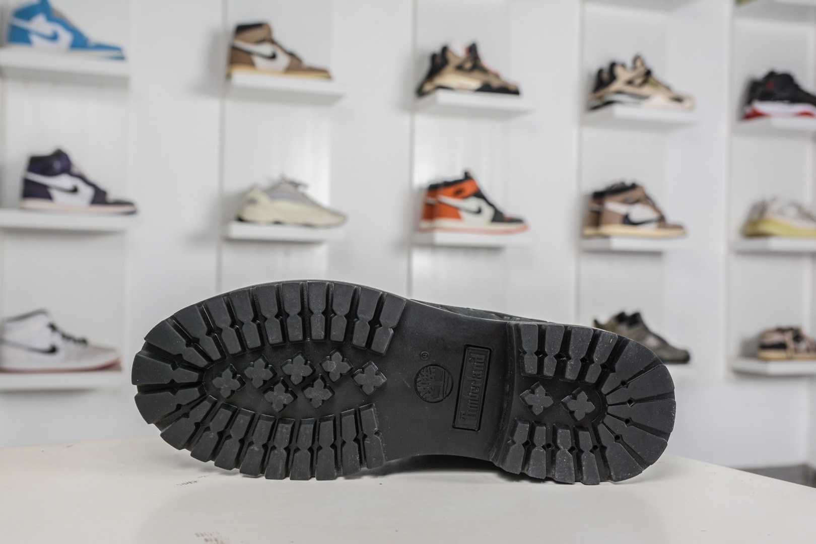 340 Timberland/天伯伦 添柏岚/经典大黄靴 LV 高帮/黑色 菲董