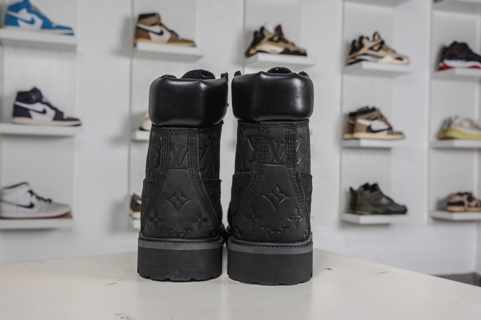 340 Timberland/天伯伦 添柏岚/经典大黄靴 LV 高帮/黑色 菲董