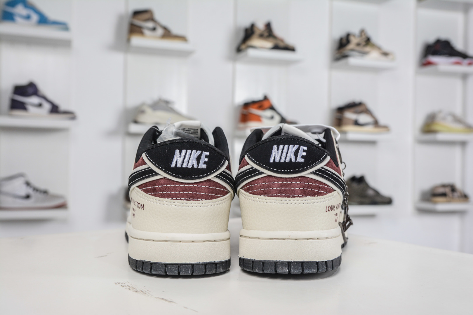 270 Nike SB Dunk Low x Louis Vuitton LV联名-米黑棕印花 MN1688-105