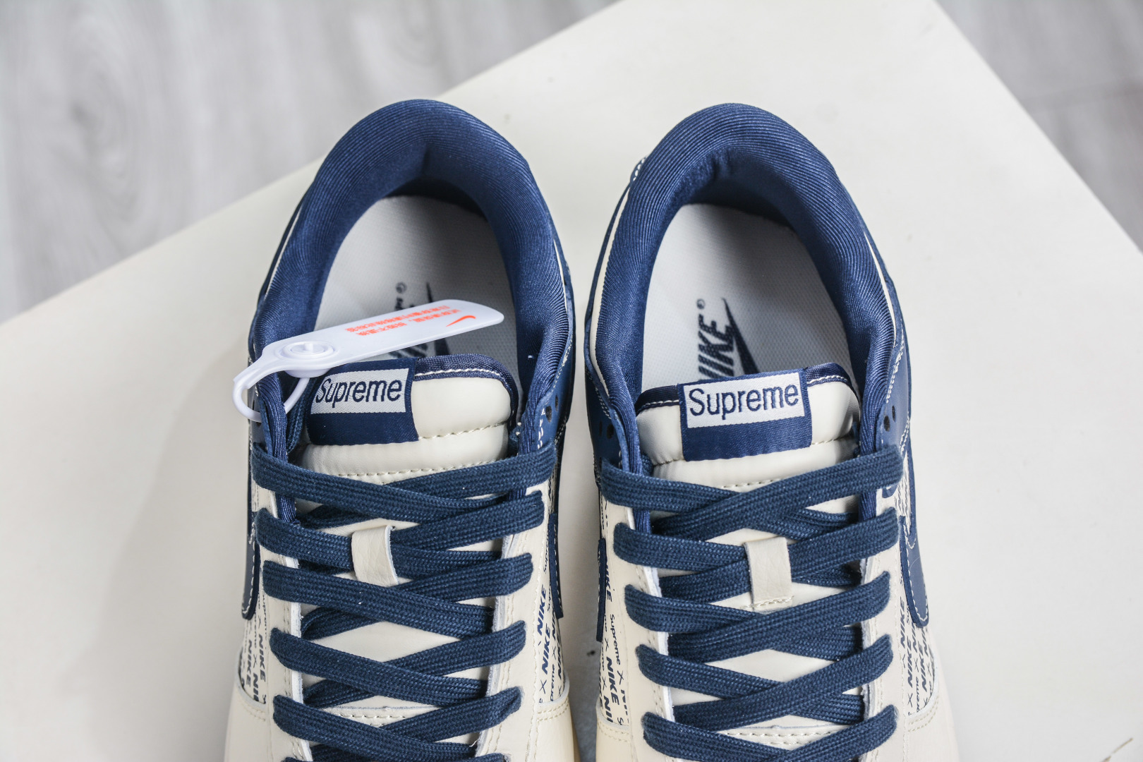 270 Nike SB Dunk Low x Superme SUP联名-白蓝印花 XD1588-238