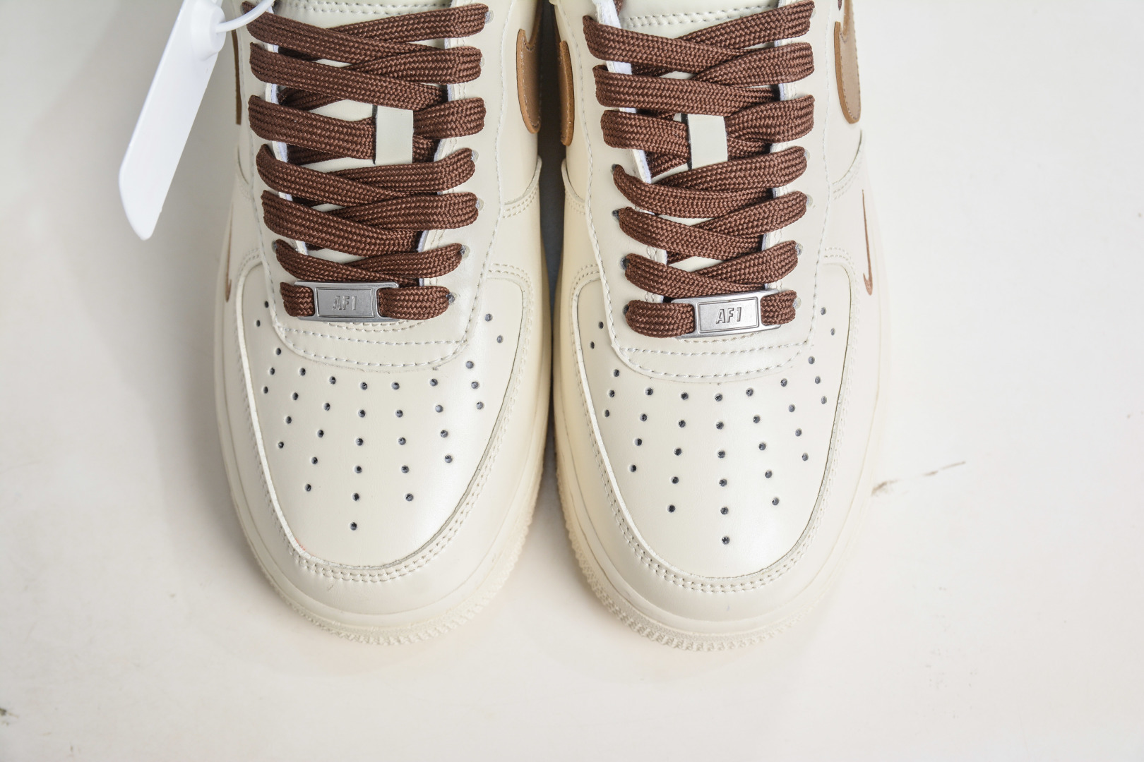 260 Nike Air Force 1 Low 07 奶咖白棕三小勾 NH0601-584-Chinese UA Cheap High Quatity Brand Clothes Bags handbags Sneakers wholesale wholesaler seller from China Factory suppliers Fashion Clothing Shoes best Quality Beautiful Price 260 Nike Air Force 1 Low 07 奶咖白棕三小勾 NH0601-584