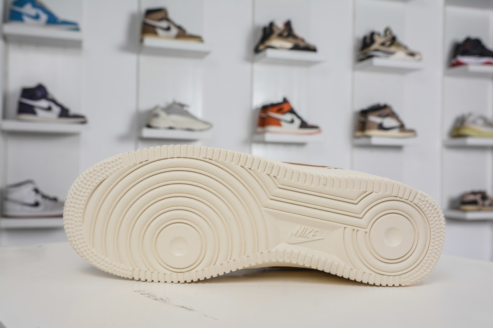 260 Nike Air Force 1 Low 07 奶咖白棕三小勾 NH0601-584-Chinese UA Cheap High Quatity Brand Clothes Bags handbags Sneakers wholesale wholesaler seller from China Factory suppliers Fashion Clothing Shoes best Quality Beautiful Price 260 Nike Air Force 1 Low 07 奶咖白棕三小勾 NH0601-584