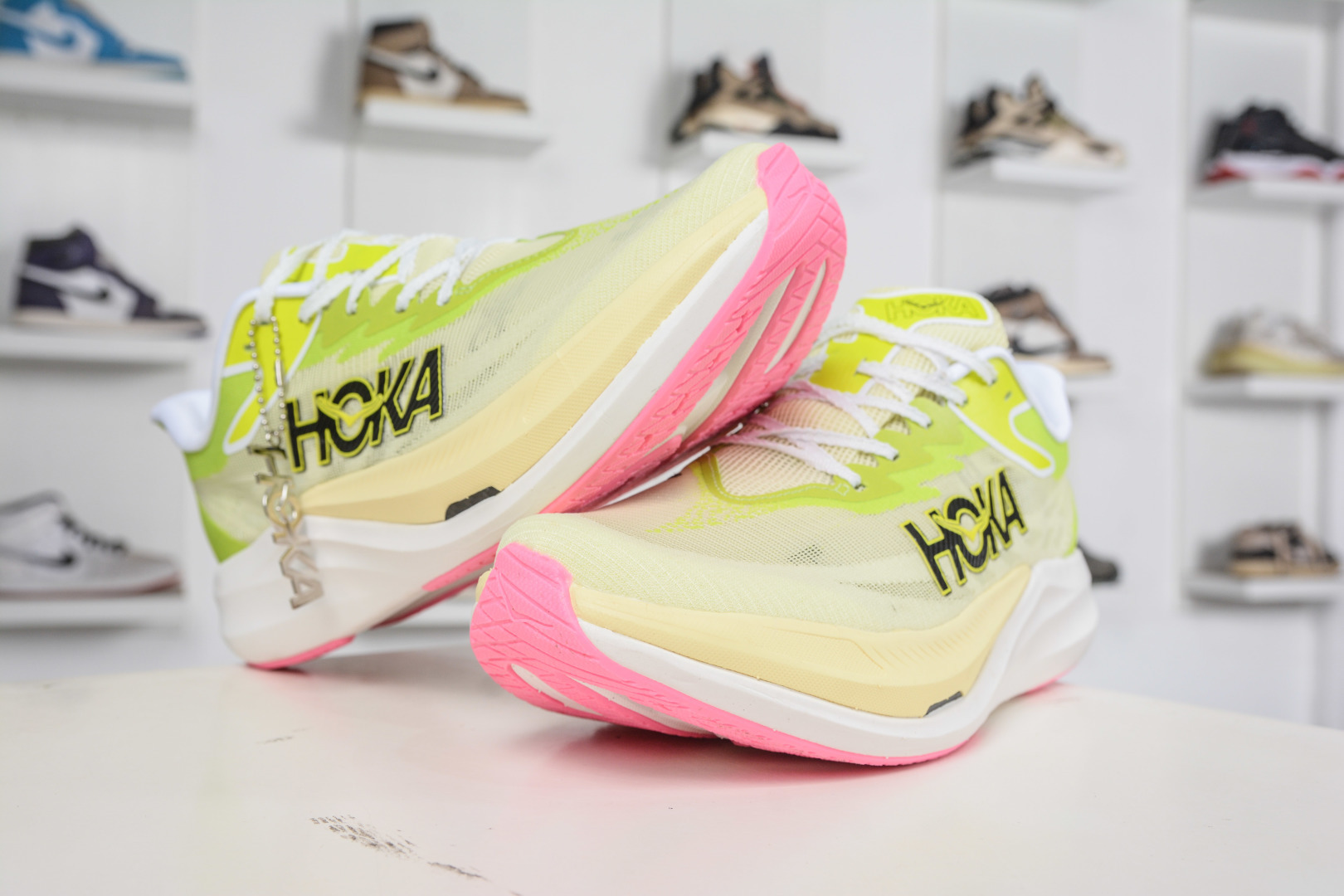 210 HOKA ONE ONE ROCKET X 3 半透明蝉翼鞋面 运动透气跑步鞋 1168724/SNLG