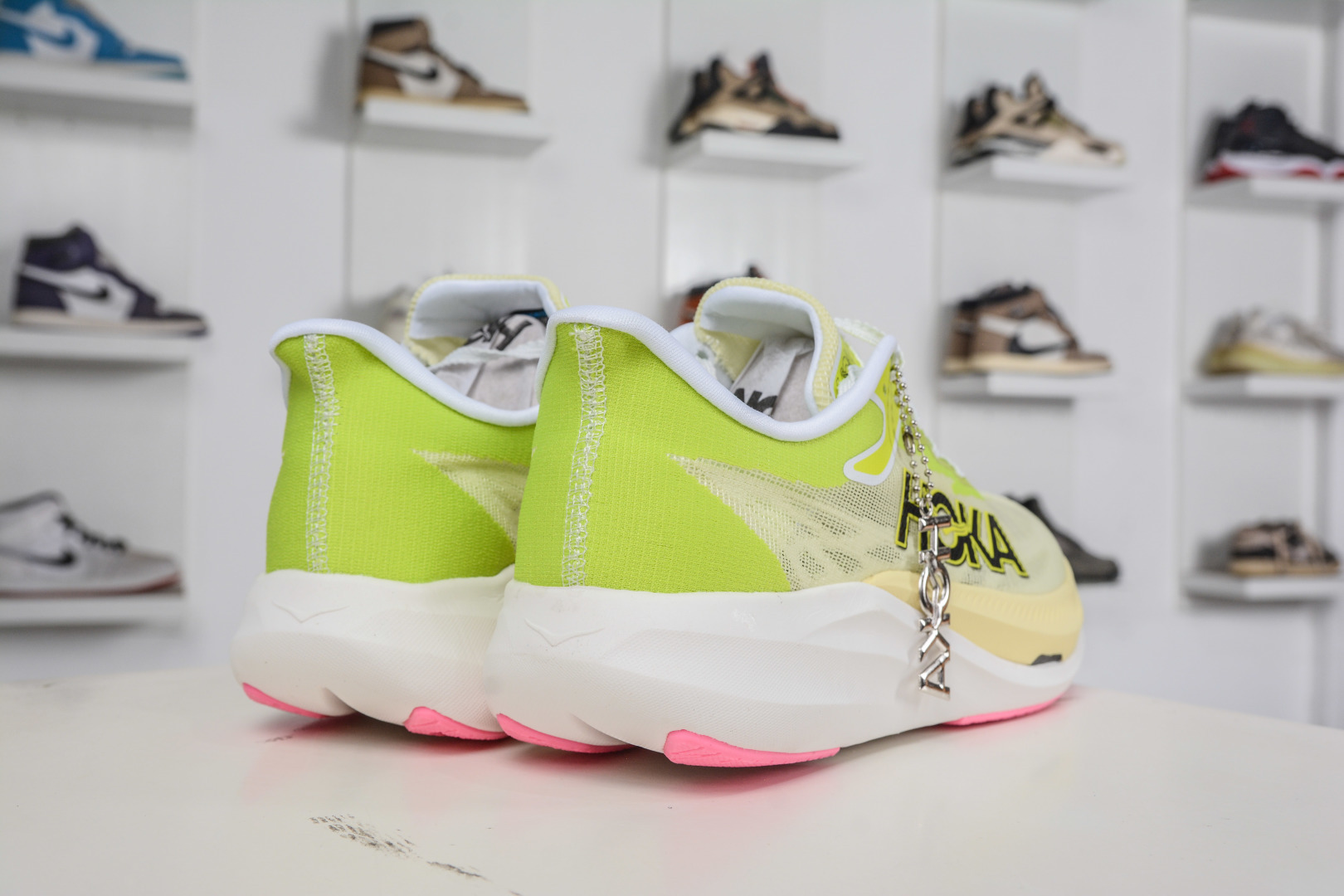 210 HOKA ONE ONE ROCKET X 3 半透明蝉翼鞋面 运动透气跑步鞋 1168724/SNLG