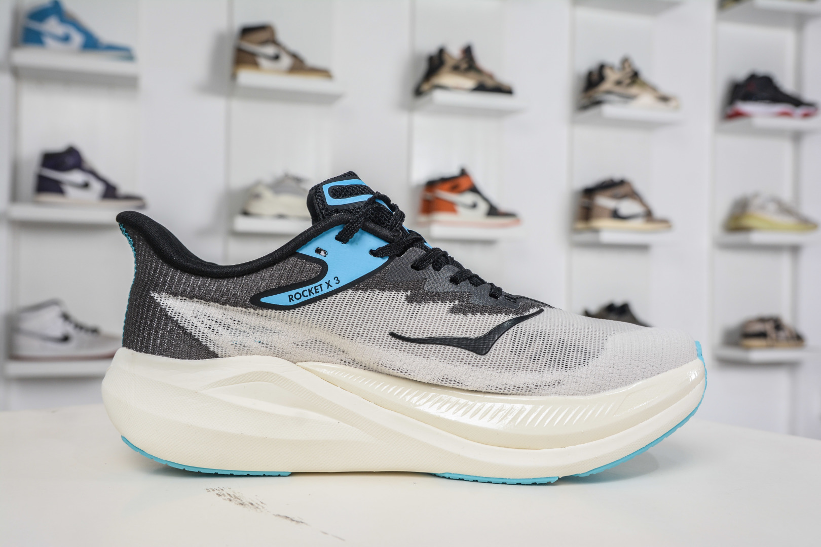 210 HOKA ONE ONE ROCKET X 3 半透明蝉翼鞋面 运动透气跑步鞋 1168724/WBLC