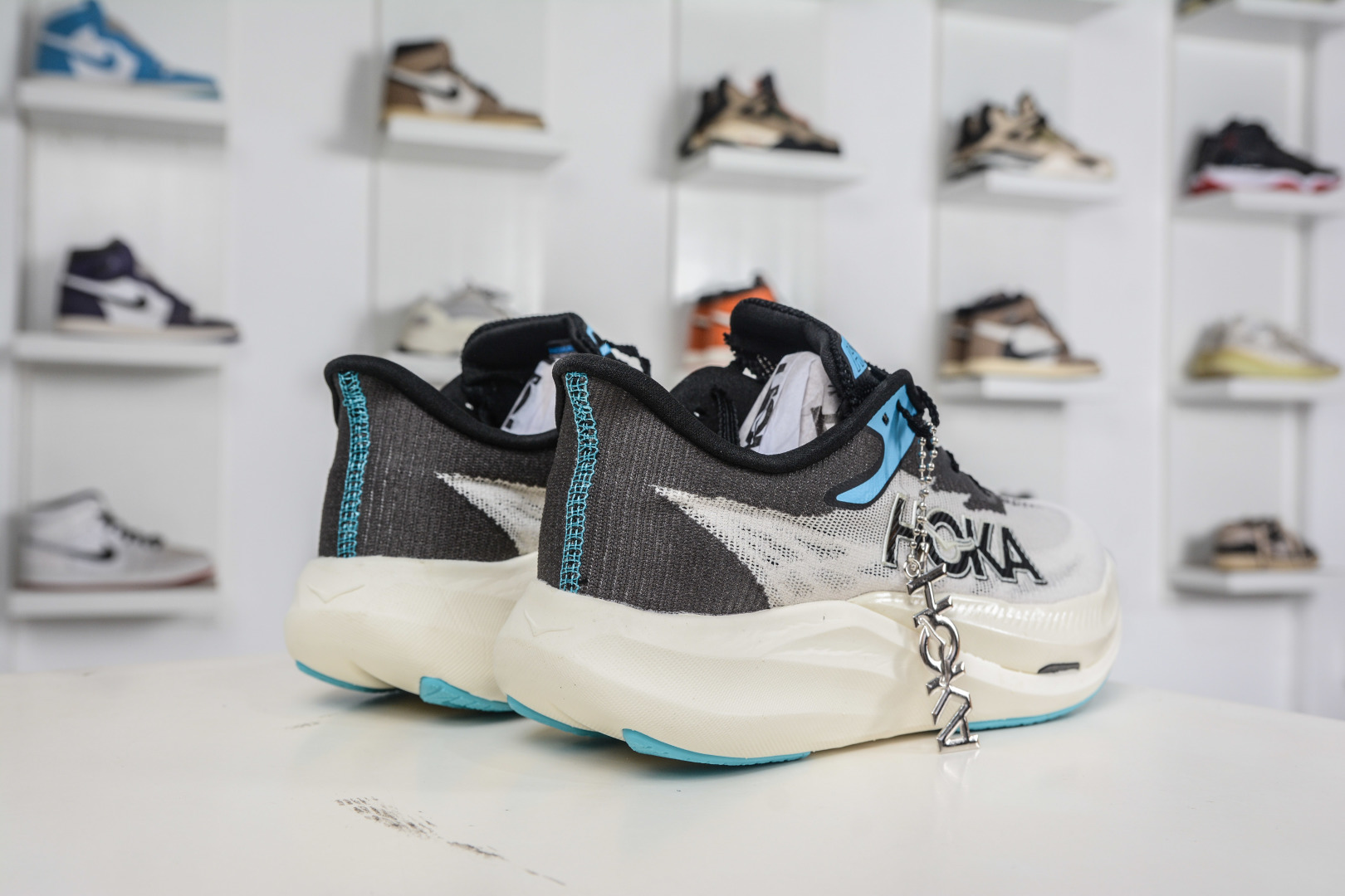 210 HOKA ONE ONE ROCKET X 3 半透明蝉翼鞋面 运动透气跑步鞋 1168724/WBLC