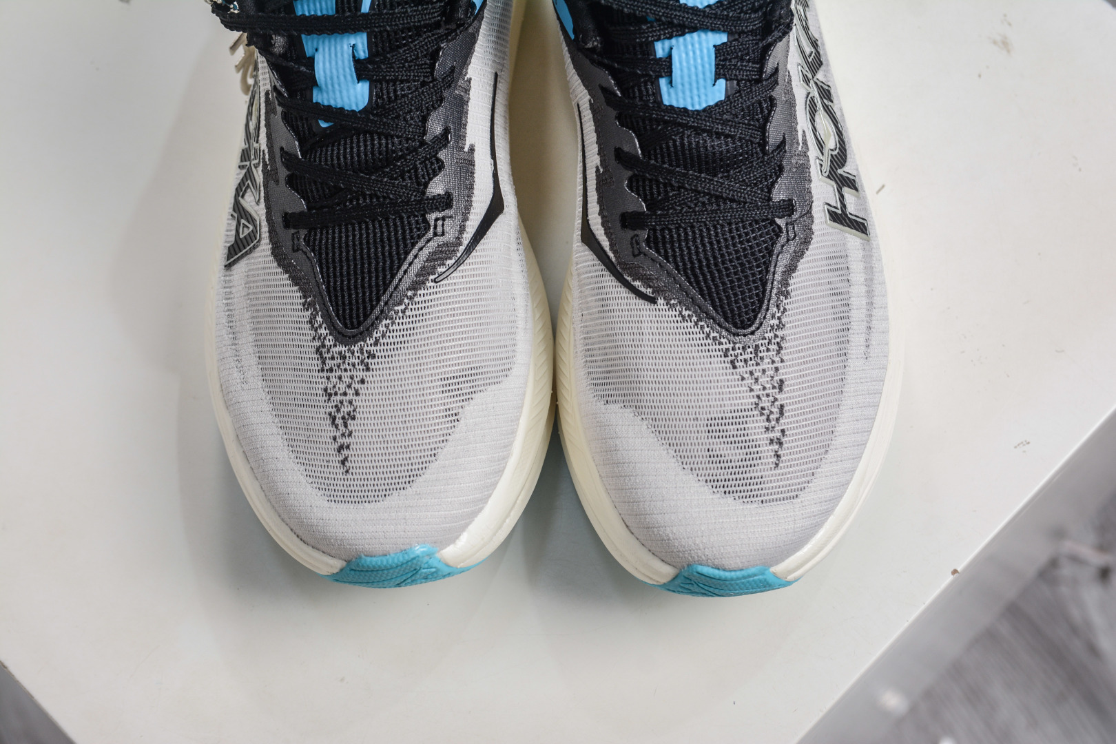 210 HOKA ONE ONE ROCKET X 3 半透明蝉翼鞋面 运动透气跑步鞋 1168724/WBLC