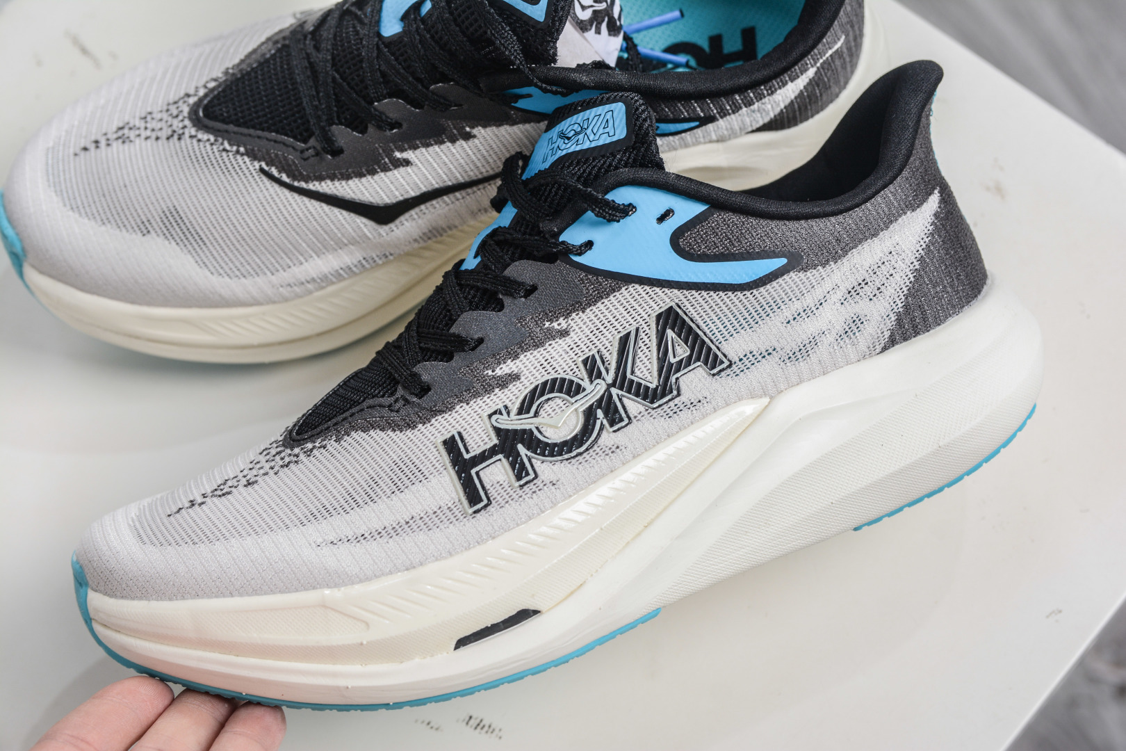 210 HOKA ONE ONE ROCKET X 3 半透明蝉翼鞋面 运动透气跑步鞋 1168724/WBLC