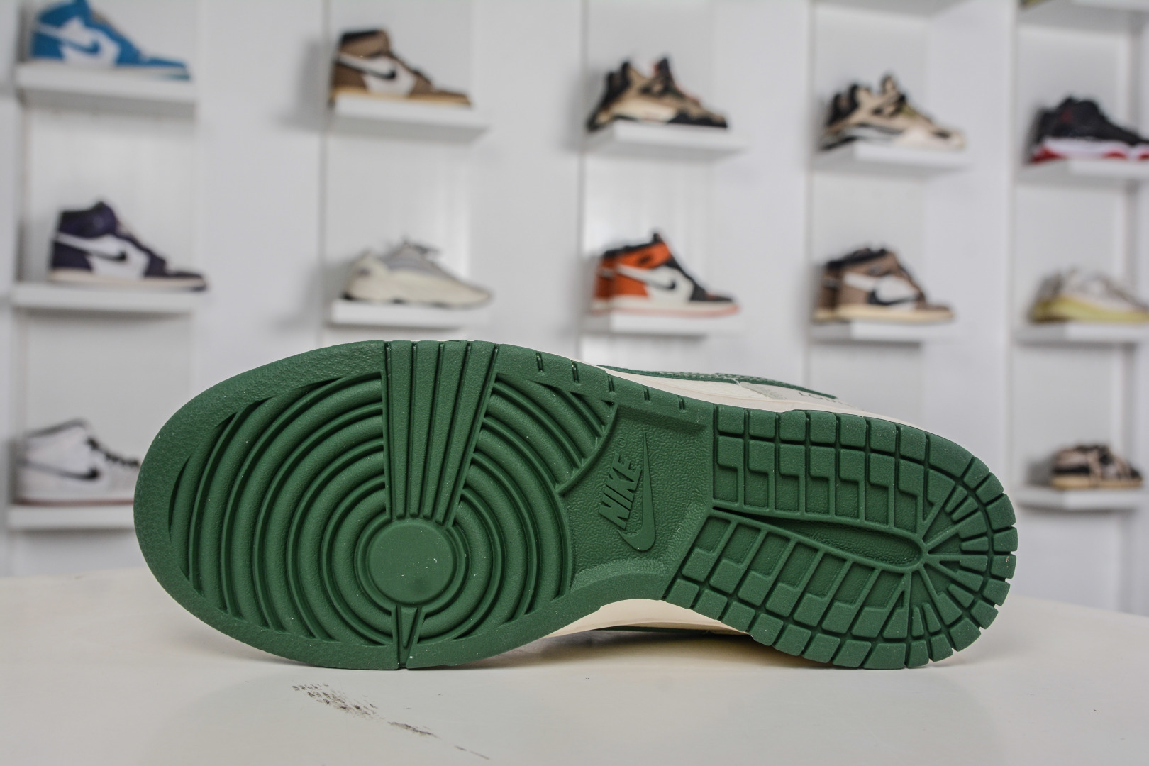 270 Nike SB Dunk Low x Louis Vuitton LV联名-米灰军绿 JP1628-001-Chinese UA Cheap High Quatity Brand Clothes Bags handbags Sneakers wholesale wholesaler seller from China Factory suppliers Fashion Clothing Shoes best Quality Beautiful Price 270 Nike SB Dunk Low x Louis Vuitton LV联名-米灰军绿 JP1628-001