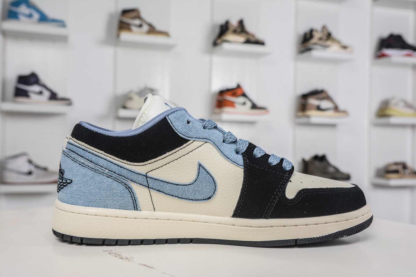270 Air Jordan 1 Retro Low x Balenciaga 巴黎世家联名-水洗牛仔蓝 LD8888-010-Chinese UA Cheap High Quatity Brand Clothes Bags handbags Sneakers wholesale wholesaler seller from China Factory suppliers Fashion Clothing Shoes best Quality Beautiful Price 270 Air Jordan 1 Retro Low x Balenciaga 巴黎世家联名-水洗牛仔蓝 LD8888-010