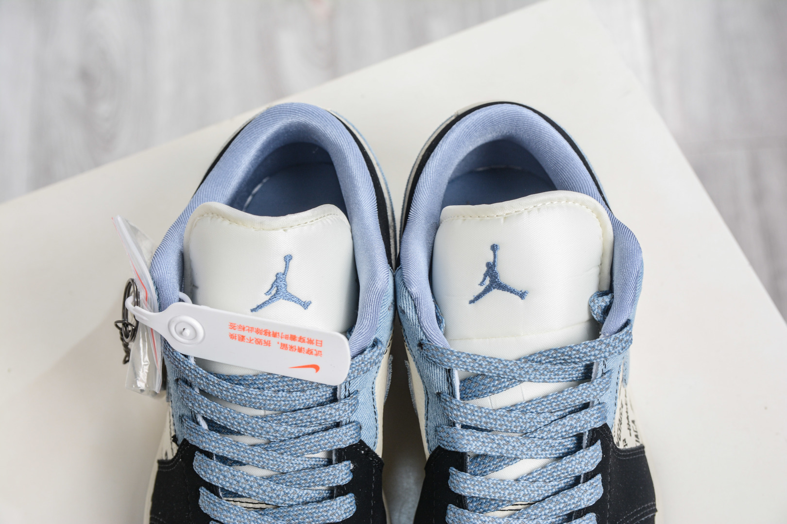 270 Air Jordan 1 Retro Low x Balenciaga 巴黎世家联名-水洗牛仔蓝 LD8888-010-Chinese UA Cheap High Quatity Brand Clothes Bags handbags Sneakers wholesale wholesaler seller from China Factory suppliers Fashion Clothing Shoes best Quality Beautiful Price 270 Air Jordan 1 Retro Low x Balenciaga 巴黎世家联名-水洗牛仔蓝 LD8888-010
