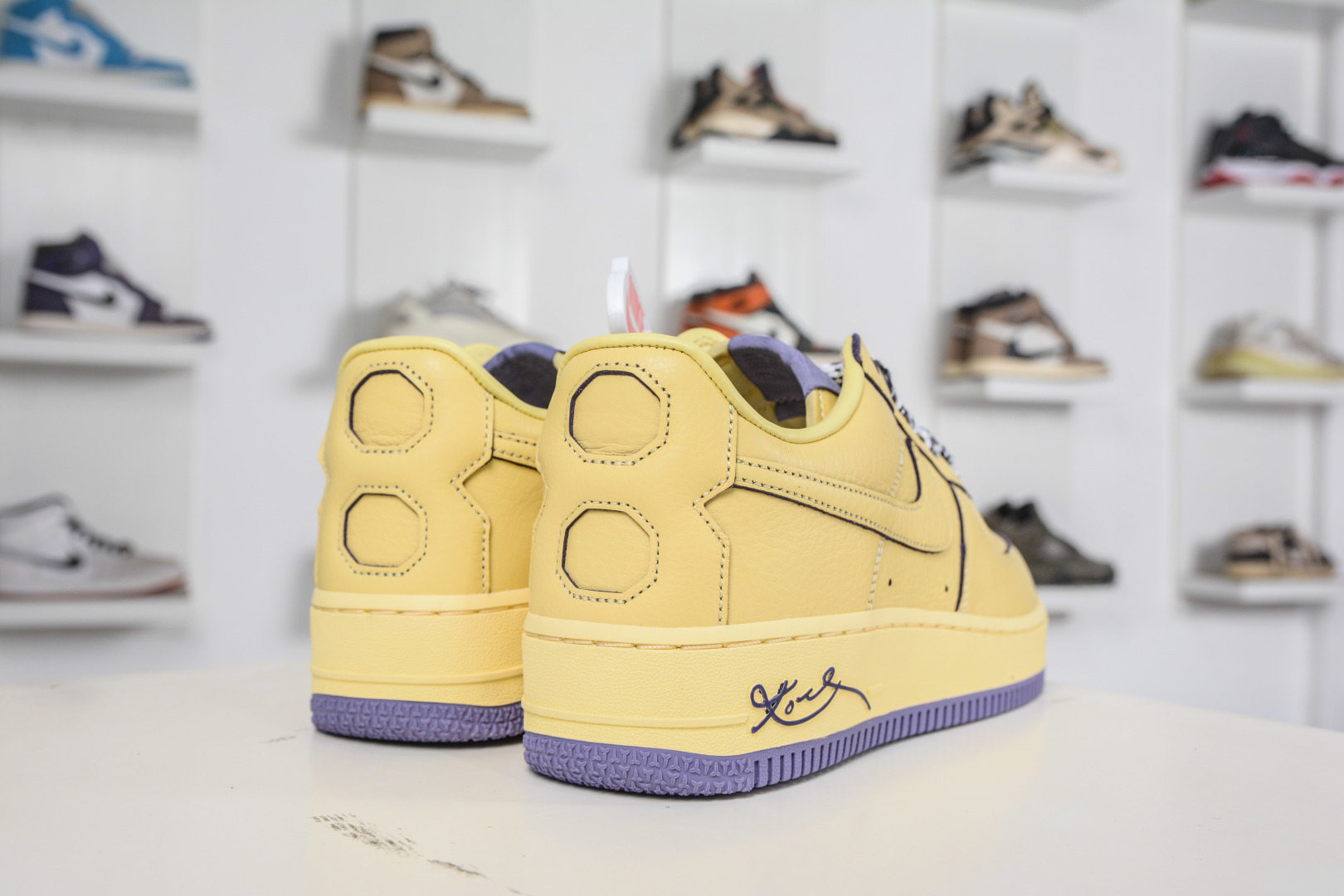 280 TOP版Kobe Bryant x Nike Air Force 1'07 Low”Mamba Mentality”空军一号 HV9408-700-Chinese UA Cheap High Quatity Brand Clothes Bags handbags Sneakers wholesale wholesaler seller from China Factory suppliers Fashion Clothing Shoes best Quality Beautiful Price 280 TOP版Kobe Bryant x Nike Air Force 1'07 Low”Mamba Mentality”空军一号 HV9408-700