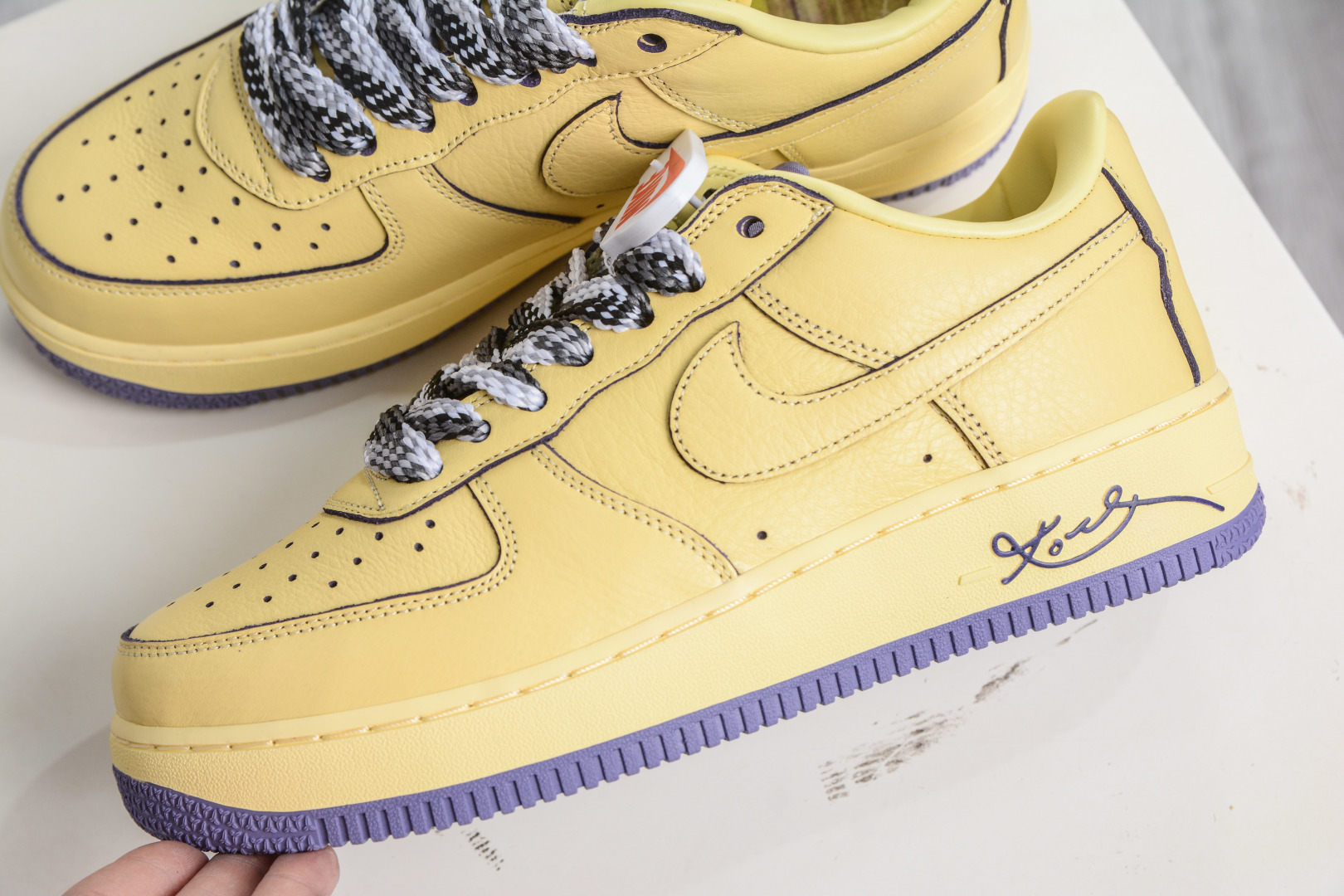 280 TOP版Kobe Bryant x Nike Air Force 1'07 Low”Mamba Mentality”空军一号 HV9408-700-Chinese UA Cheap High Quatity Brand Clothes Bags handbags Sneakers wholesale wholesaler seller from China Factory suppliers Fashion Clothing Shoes best Quality Beautiful Price 280 TOP版Kobe Bryant x Nike Air Force 1'07 Low”Mamba Mentality”空军一号 HV9408-700
