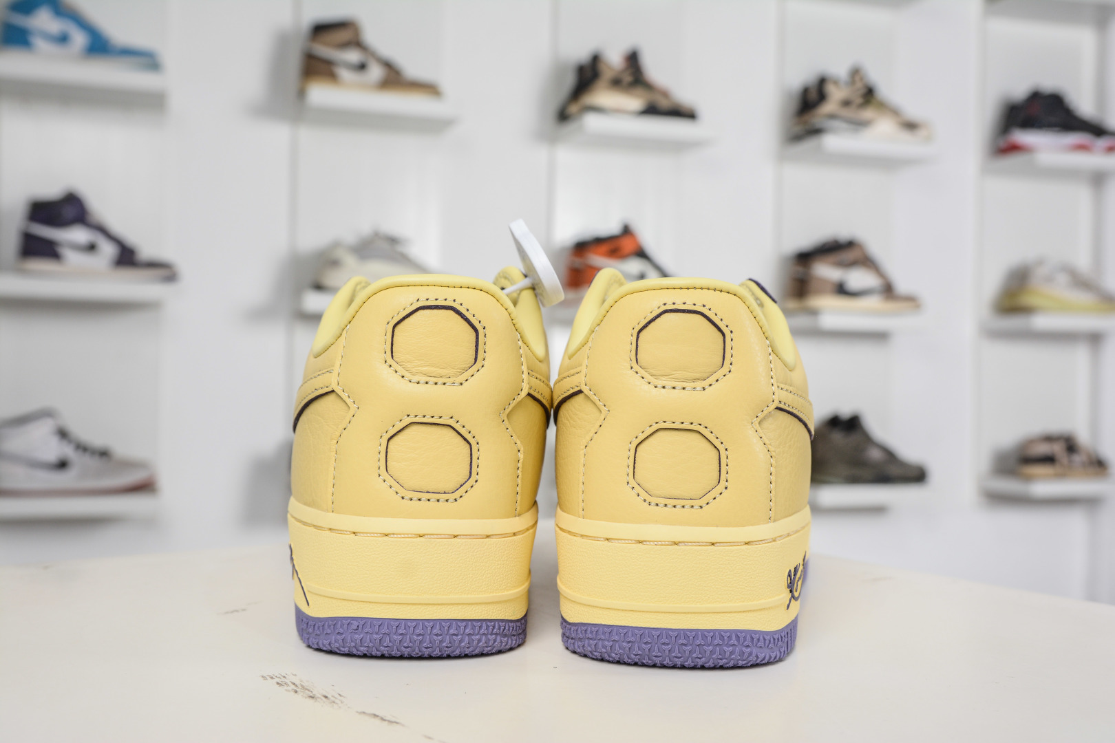 280 TOP版Kobe Bryant x Nike Air Force 1'07 Low”Mamba Mentality”空军一号 HV9408-700-Chinese UA Cheap High Quatity Brand Clothes Bags handbags Sneakers wholesale wholesaler seller from China Factory suppliers Fashion Clothing Shoes best Quality Beautiful Price 280 TOP版Kobe Bryant x Nike Air Force 1'07 Low”Mamba Mentality”空军一号 HV9408-700