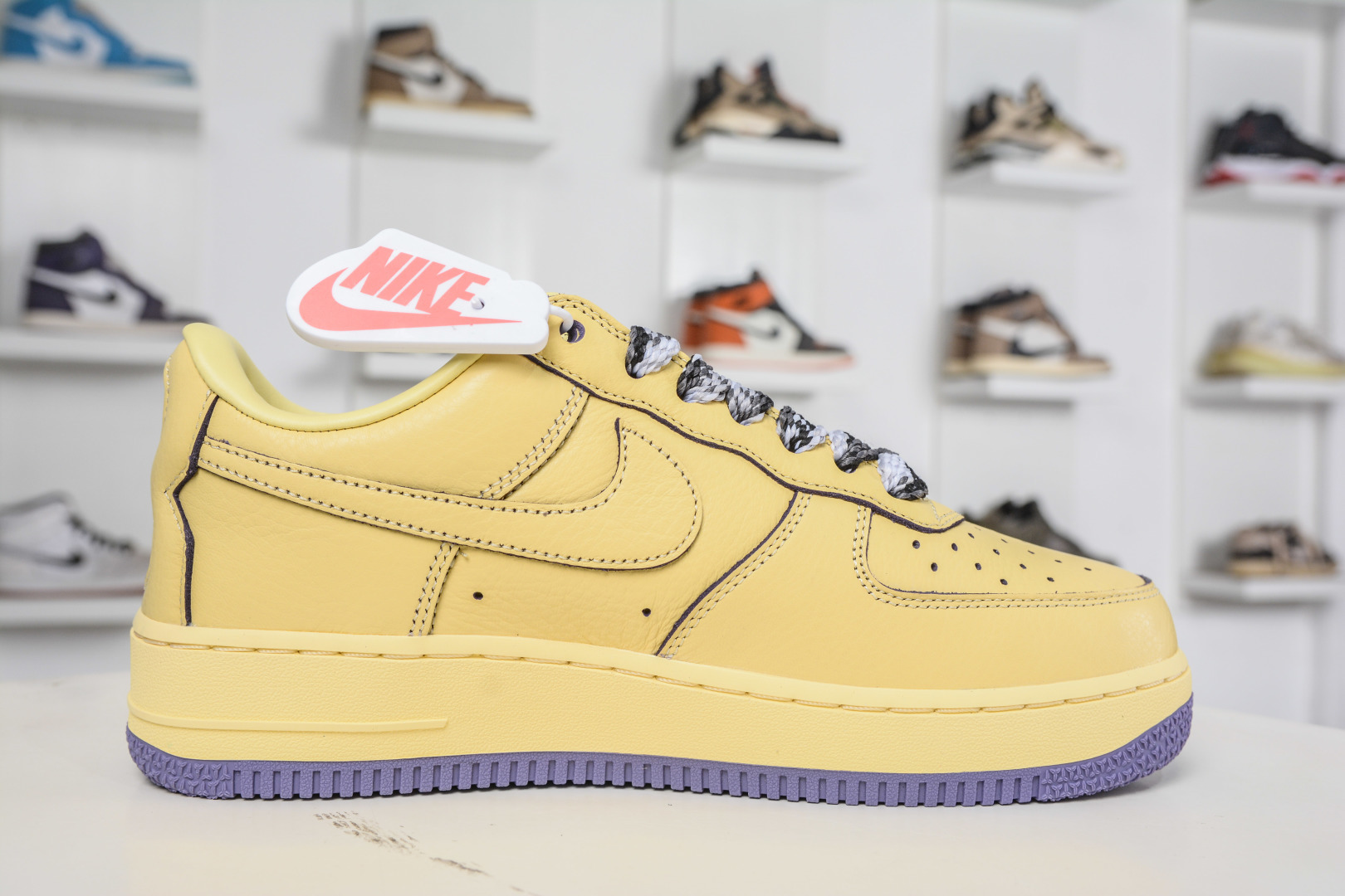 280 TOP版Kobe Bryant x Nike Air Force 1'07 Low”Mamba Mentality”空军一号 HV9408-700-Chinese UA Cheap High Quatity Brand Clothes Bags handbags Sneakers wholesale wholesaler seller from China Factory suppliers Fashion Clothing Shoes best Quality Beautiful Price 280 TOP版Kobe Bryant x Nike Air Force 1'07 Low”Mamba Mentality”空军一号 HV9408-700