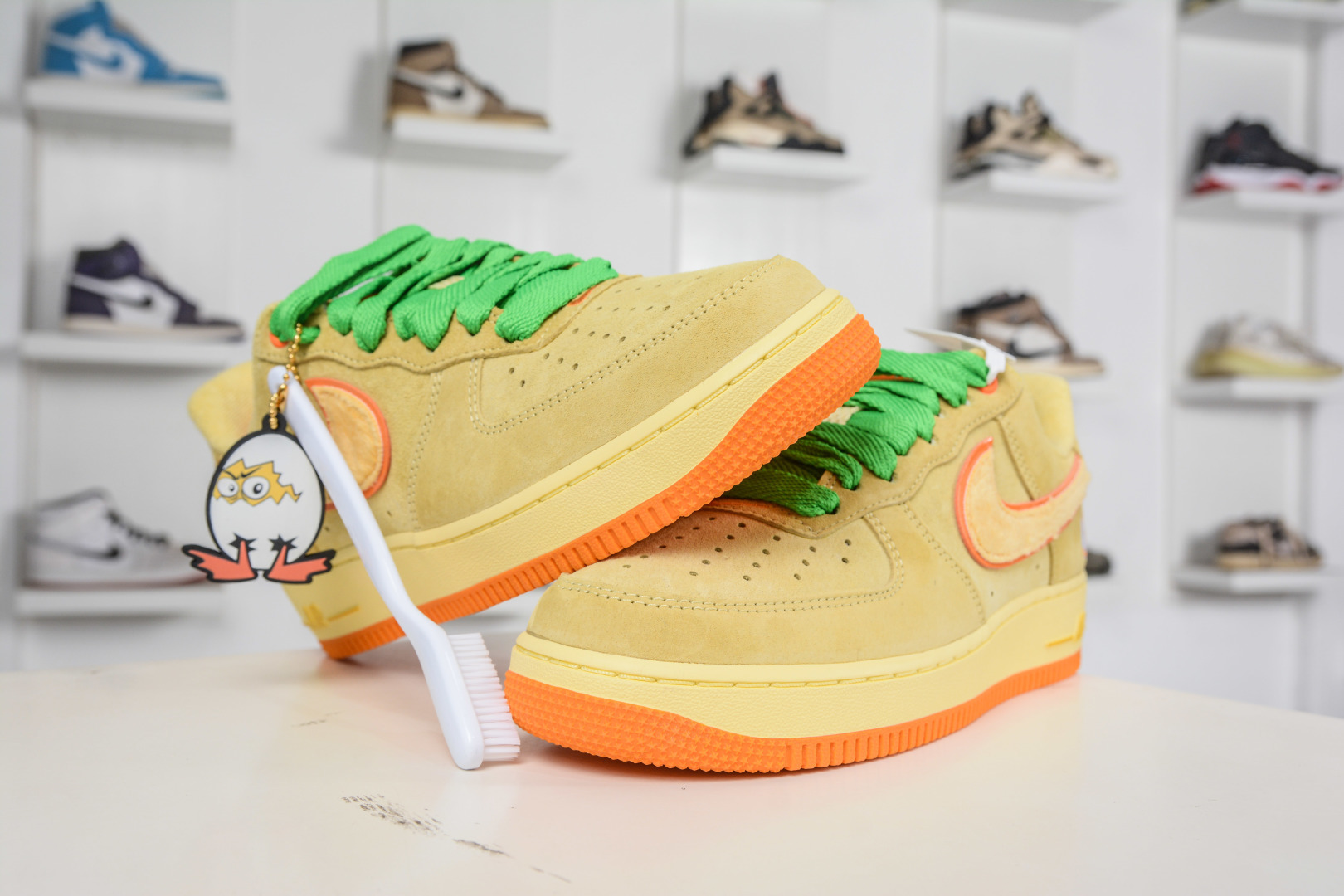 220 HY版DOAF x Air Force 1 Low 俄勒冈小黄鸭 IU7612-700