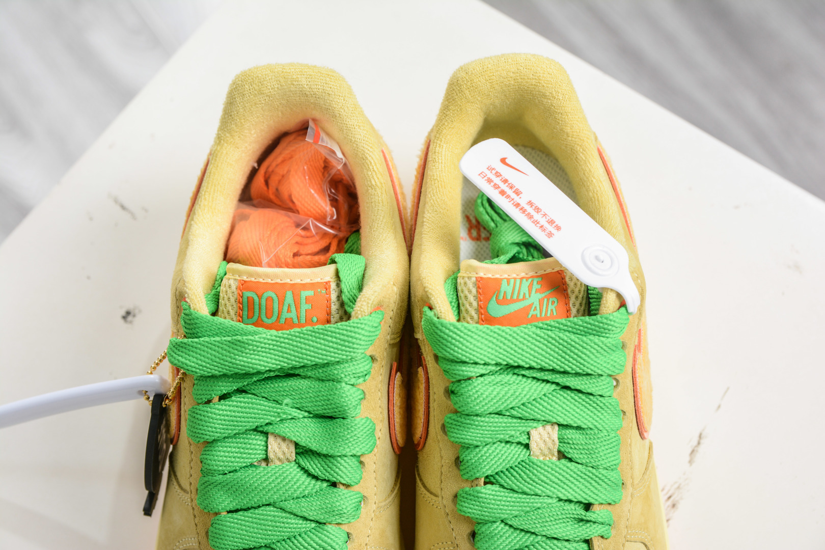 220 HY版DOAF x Air Force 1 Low 俄勒冈小黄鸭 IU7612-700