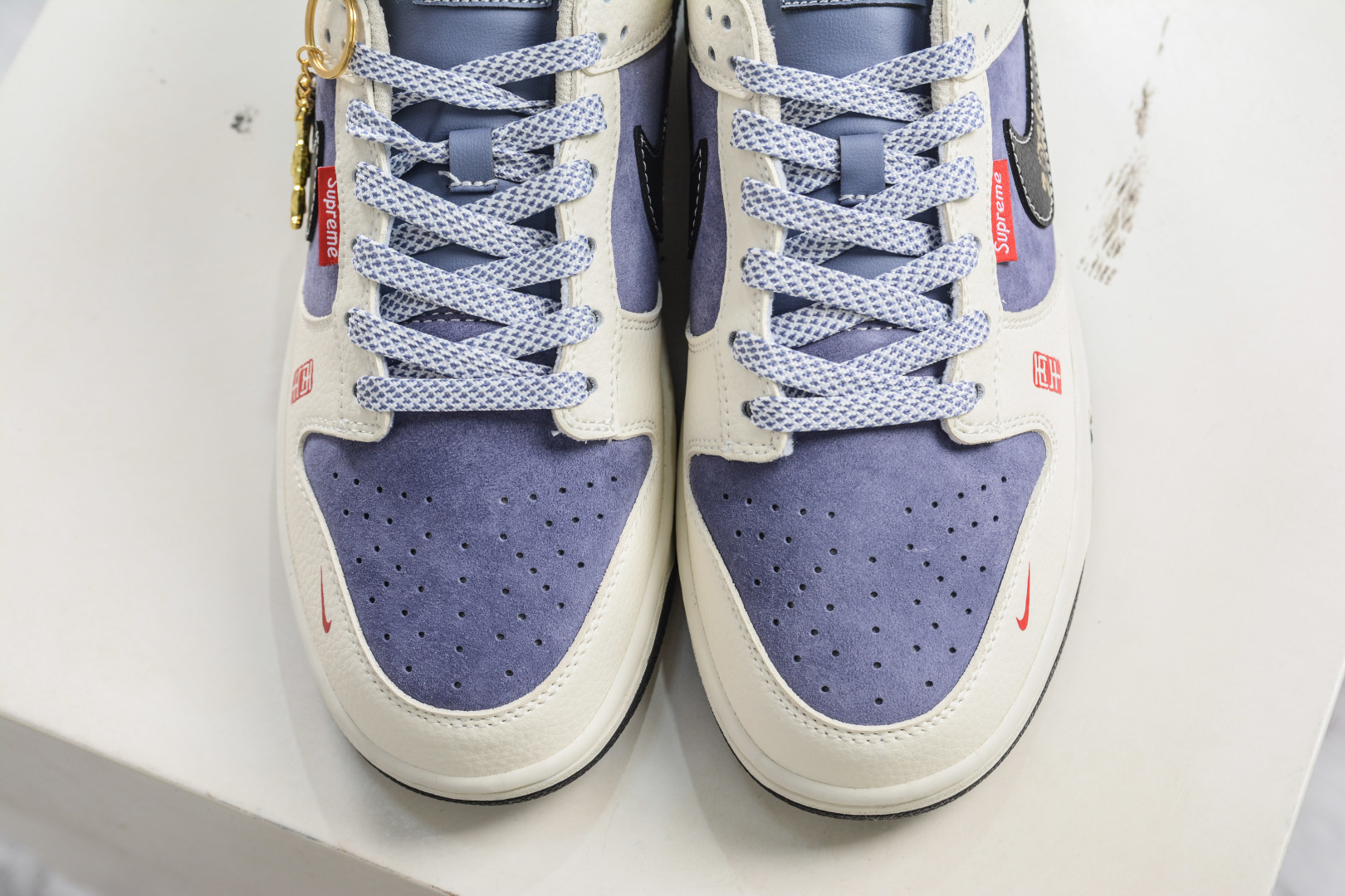 270 Nike SB Dunk Low x Superme SUP联名马年限定-米黑紫 DN3168-015-Chinese UA Cheap High Quatity Brand Clothes Bags handbags Sneakers wholesale wholesaler seller from China Factory suppliers Fashion Clothing Shoes best Quality Beautiful Price 270 Nike SB Dunk Low x Superme SUP联名马年限定-米黑紫 DN3168-015