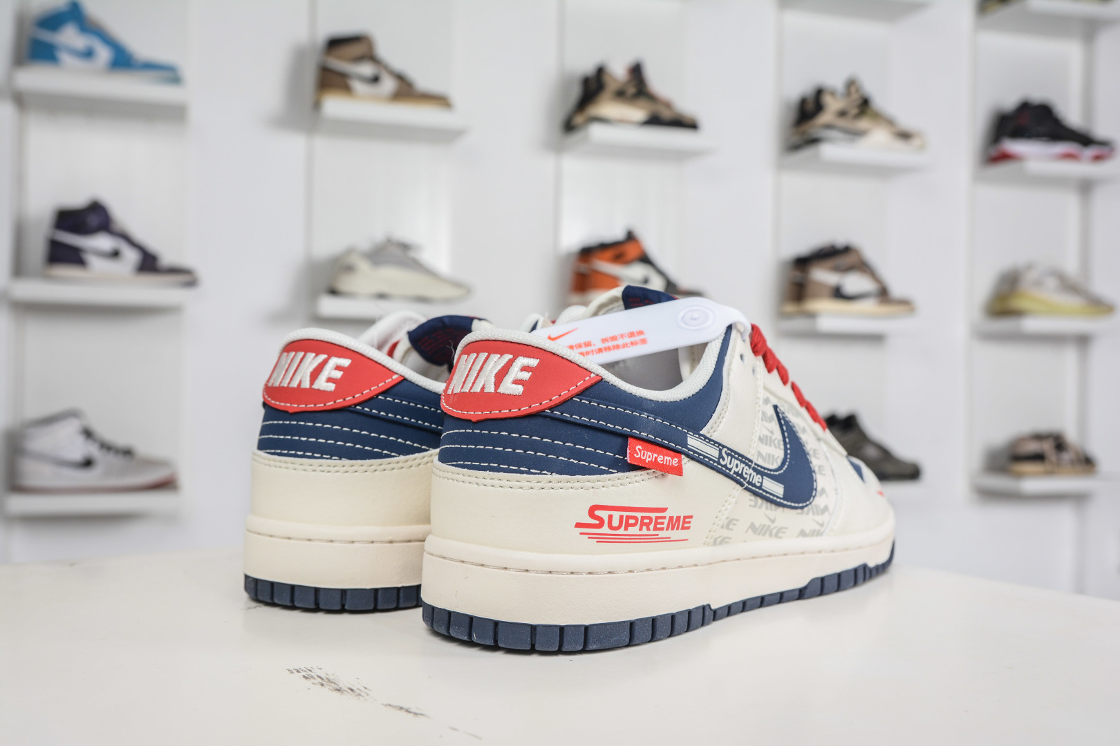 Nike SB Dunk Low x Superme SUP联名-米蓝红 XD1588-241-Top High Quatity Cheap Sneakers Fashion Clothing Clothes Bags handbags Shoes of all Brand wholesale With The best Quality And Beautiful Price from China Factory Chinese suppliers wholesaler seller Nike SB Dunk Low x Superme SUP联名-米蓝红 XD1588-241