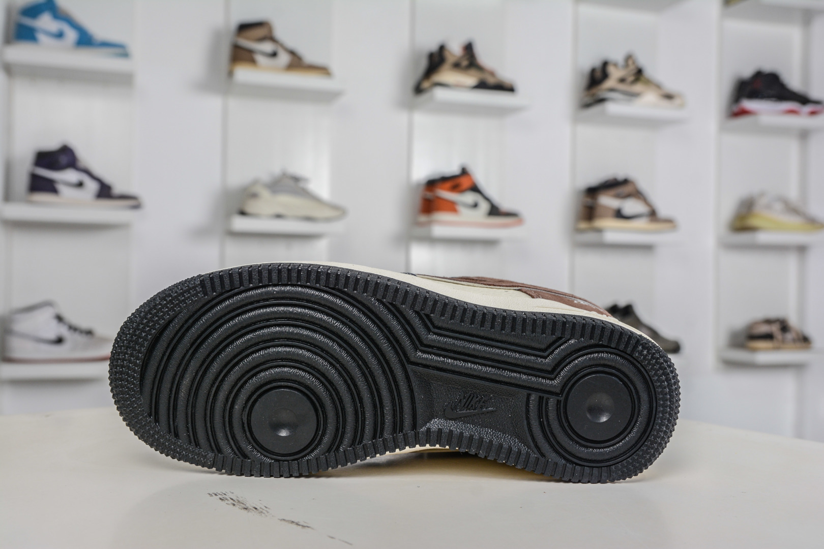 260 Stussy x NIke Air Force 1 斯图西联名- 蓝棕猪八革 DF0188-105-Chinese UA Cheap High Quatity Brand Clothes Bags handbags Sneakers wholesale wholesaler seller from China Factory suppliers Fashion Clothing Shoes best Quality Beautiful Price 260 Stussy x NIke Air Force 1 斯图西联名- 蓝棕猪八革 DF0188-105