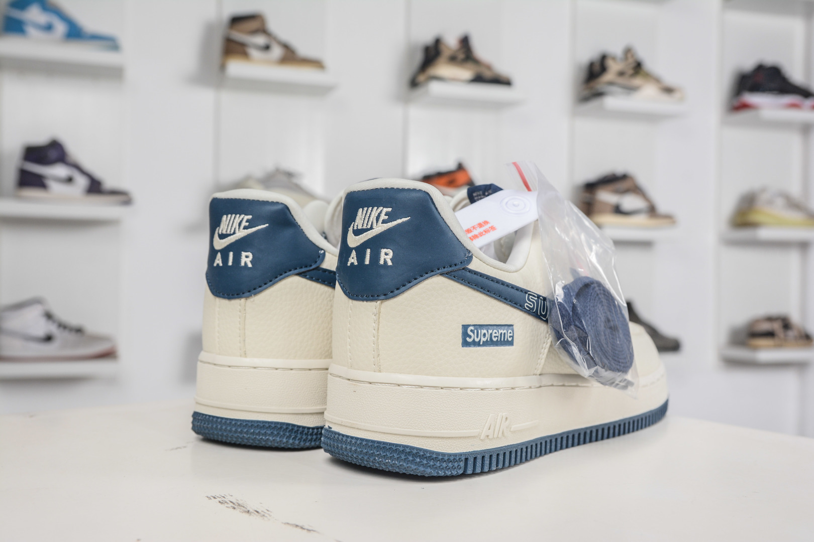 260 Nike Air Force 1 Low 07 x Supreme SUP联名-米白蓝 LD1999-003-Chinese UA Cheap High Quatity Brand Clothes Bags handbags Sneakers wholesale wholesaler seller from China Factory suppliers Fashion Clothing Shoes best Quality Beautiful Price 260 Nike Air Force 1 Low 07 x Supreme SUP联名-米白蓝 LD1999-003