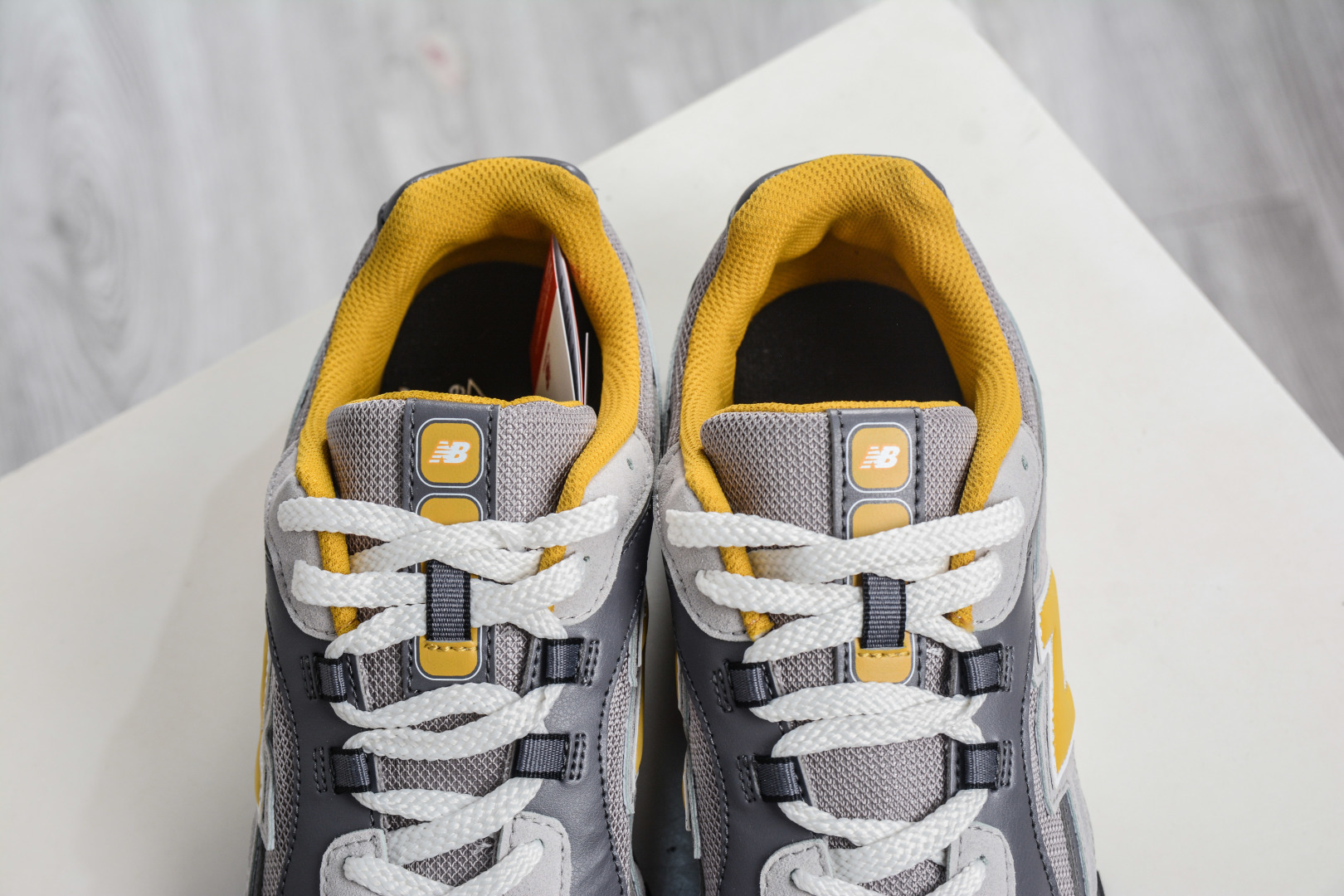 200 New Balance 新百伦204 系列 复古休闲运动百搭老爹跑步鞋 U204LNPB-Chinese UA Cheap High Quatity Brand Clothes Bags handbags Sneakers wholesale wholesaler seller from China Factory suppliers Fashion Clothing Shoes best Quality Beautiful Price 200 New Balance 新百伦204 系列 复古休闲运动百搭老爹跑步鞋 U204LNPB