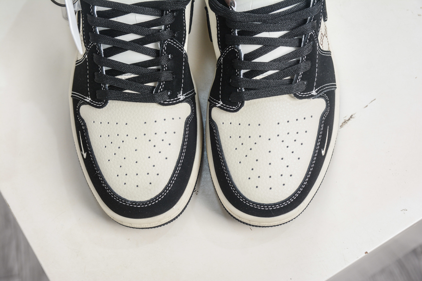 270 Air Jordan 1 Retro Low x GUCCI 古驰联名-米黑棕 定制配色 LD8888-011-Chinese UA Cheap High Quatity Brand Clothes Bags handbags Sneakers wholesale wholesaler seller from China Factory suppliers Fashion Clothing Shoes best Quality Beautiful Price 270 Air Jordan 1 Retro Low x GUCCI 古驰联名-米黑棕 定制配色 LD8888-011