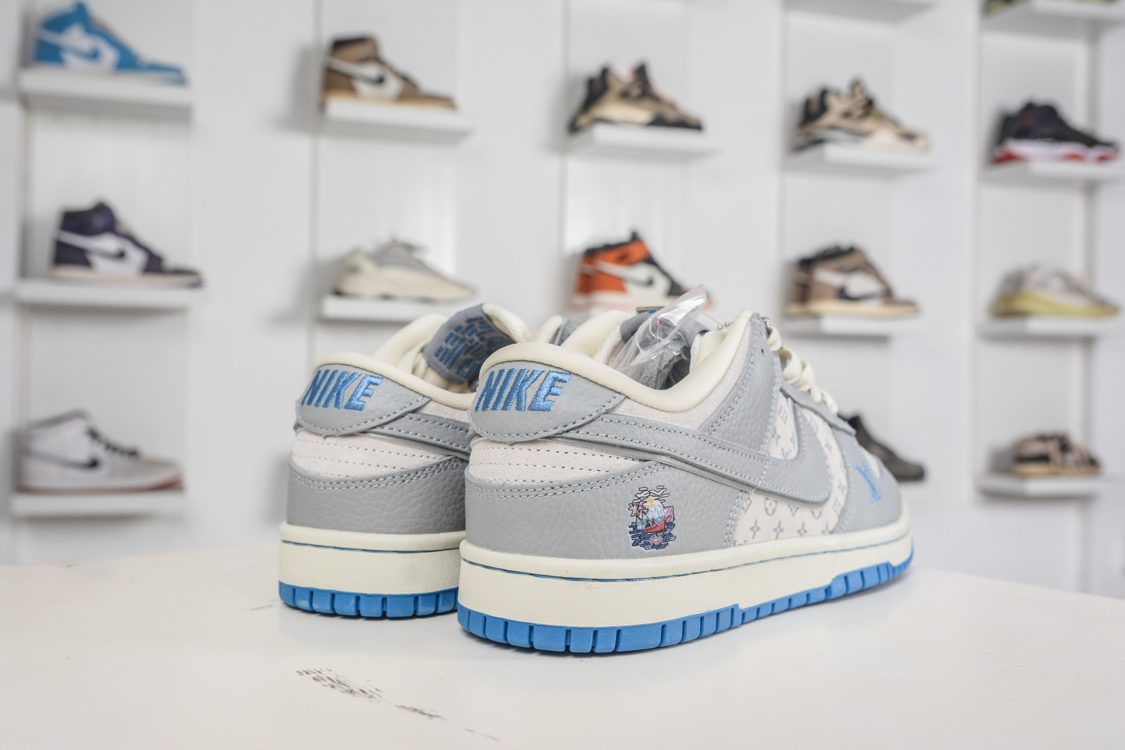 270 Nike SB Dunk Low x Louis Vuitton LV联名-米灰蓝 YF9511-912