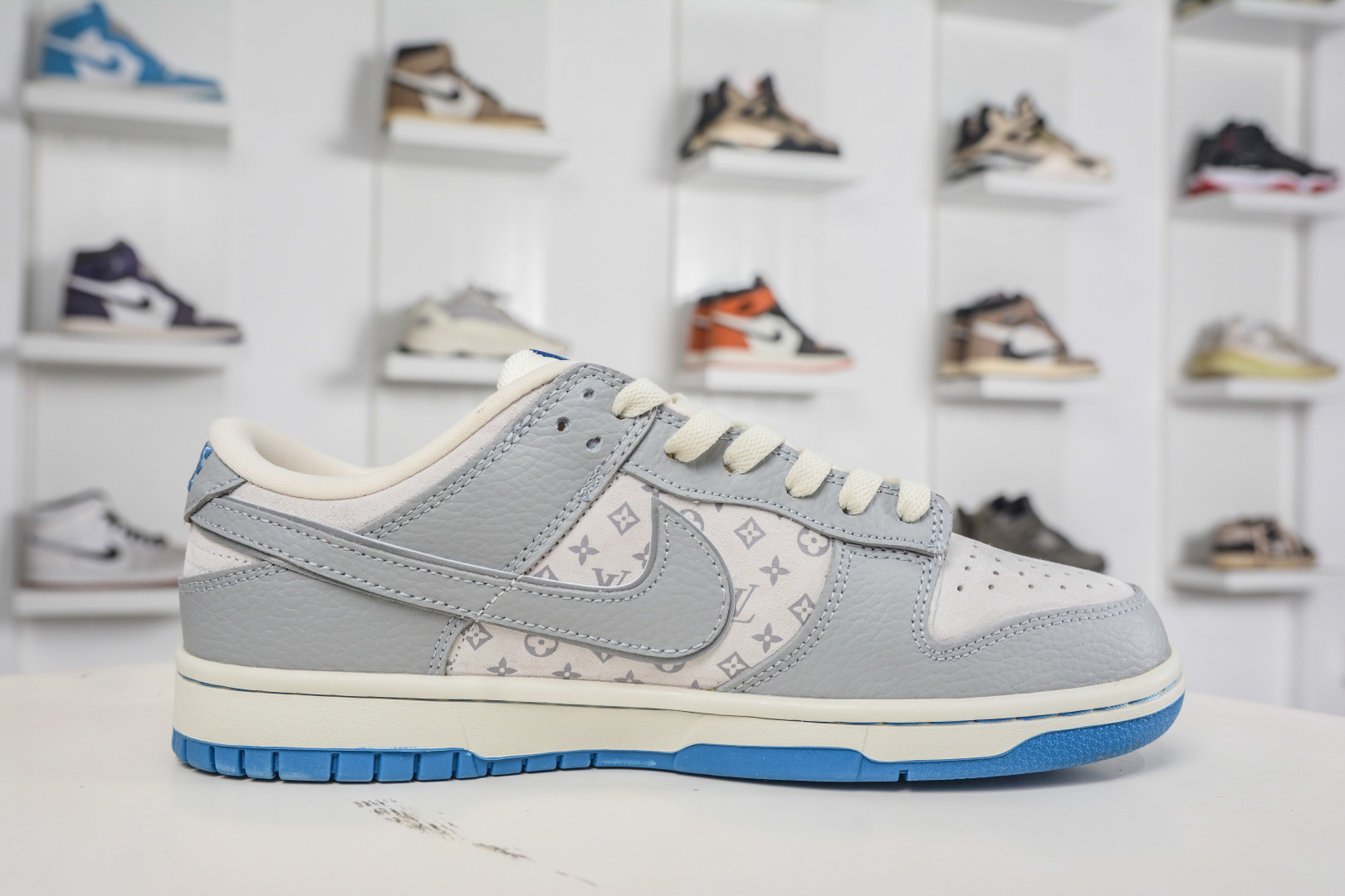 270 Nike SB Dunk Low x Louis Vuitton LV联名-米灰蓝 YF9511-912
