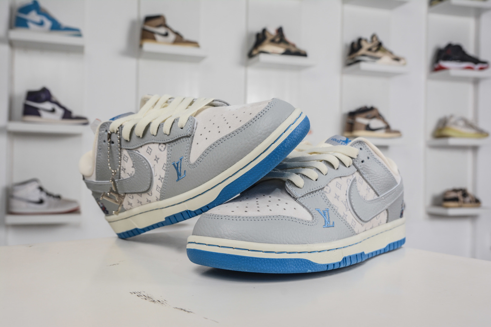270 Nike SB Dunk Low x Louis Vuitton LV联名-米灰蓝 YF9511-912