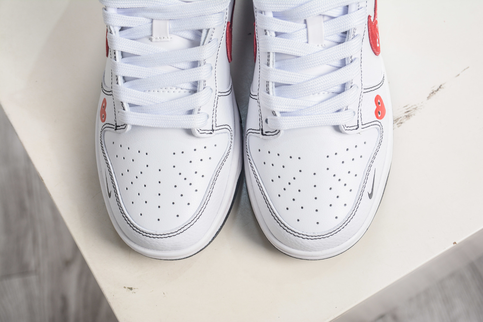 270 Nike SB Dunk Low x CDG PLAY x The North Face 川久保玲北面三方联名-白红黑 YF9511-910-Chinese UA Cheap High Quatity Brand Clothes Bags handbags Sneakers wholesale wholesaler seller from China Factory suppliers Fashion Clothing Shoes best Quality Beautiful Price 270 Nike SB Dunk Low x CDG PLAY x The North Face 川久保玲北面三方联名-白红黑 YF9511-910