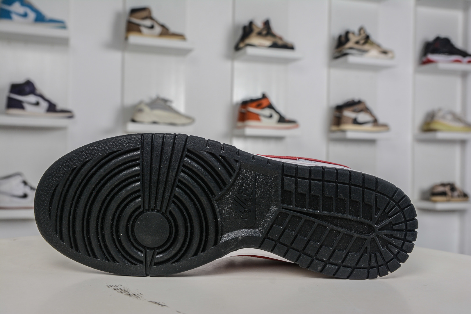 270 Nike SB Dunk Low x CDG PLAY x The North Face 川久保玲北面三方联名-白红黑 YF9511-910-Chinese UA Cheap High Quatity Brand Clothes Bags handbags Sneakers wholesale wholesaler seller from China Factory suppliers Fashion Clothing Shoes best Quality Beautiful Price 270 Nike SB Dunk Low x CDG PLAY x The North Face 川久保玲北面三方联名-白红黑 YF9511-910