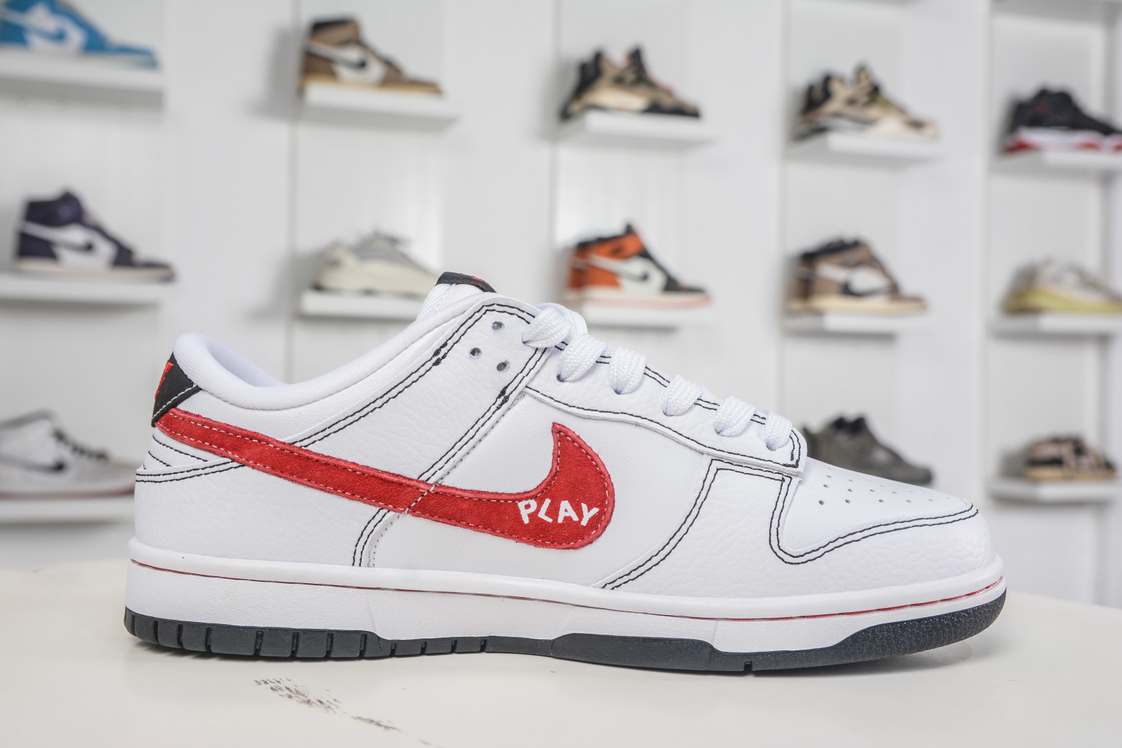 270 Nike SB Dunk Low x CDG PLAY x The North Face 川久保玲北面三方联名-白红黑 YF9511-910-Chinese UA Cheap High Quatity Brand Clothes Bags handbags Sneakers wholesale wholesaler seller from China Factory suppliers Fashion Clothing Shoes best Quality Beautiful Price 270 Nike SB Dunk Low x CDG PLAY x The North Face 川久保玲北面三方联名-白红黑 YF9511-910