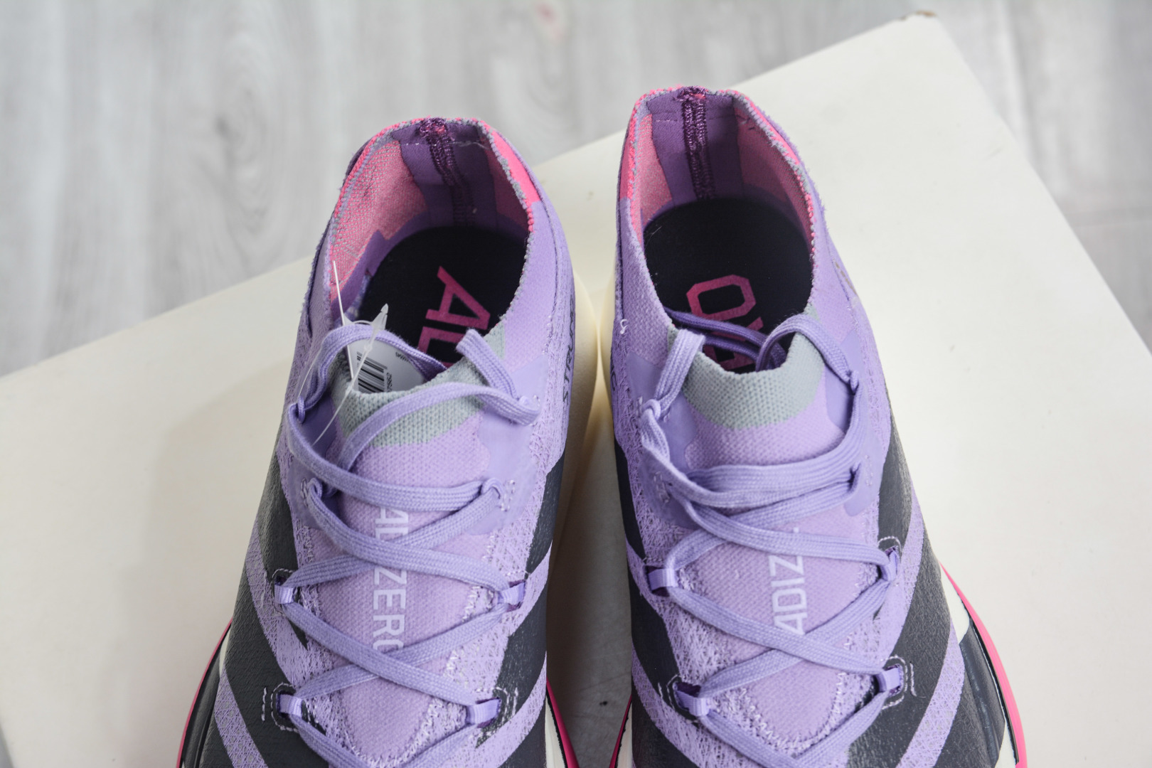 220 Adidas Adizero Prime X3 Strung 舒适防滑耐磨低帮跑步鞋 JQ2801