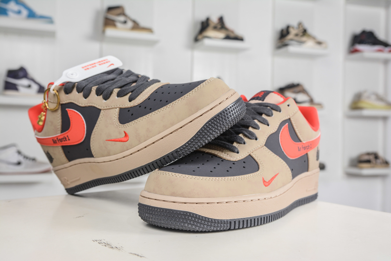 Nike Air Force 1 '07 Low 马年限定 摩卡棕红 KD1688-002-Top High Quatity Cheap Sneakers Fashion Clothing Clothes Bags handbags Shoes of all Brand wholesale With The best Quality And Beautiful Price from China Factory Chinese suppliers wholesaler seller Nike Air Force 1 '07 Low 马年限定 摩卡棕红 KD1688-002