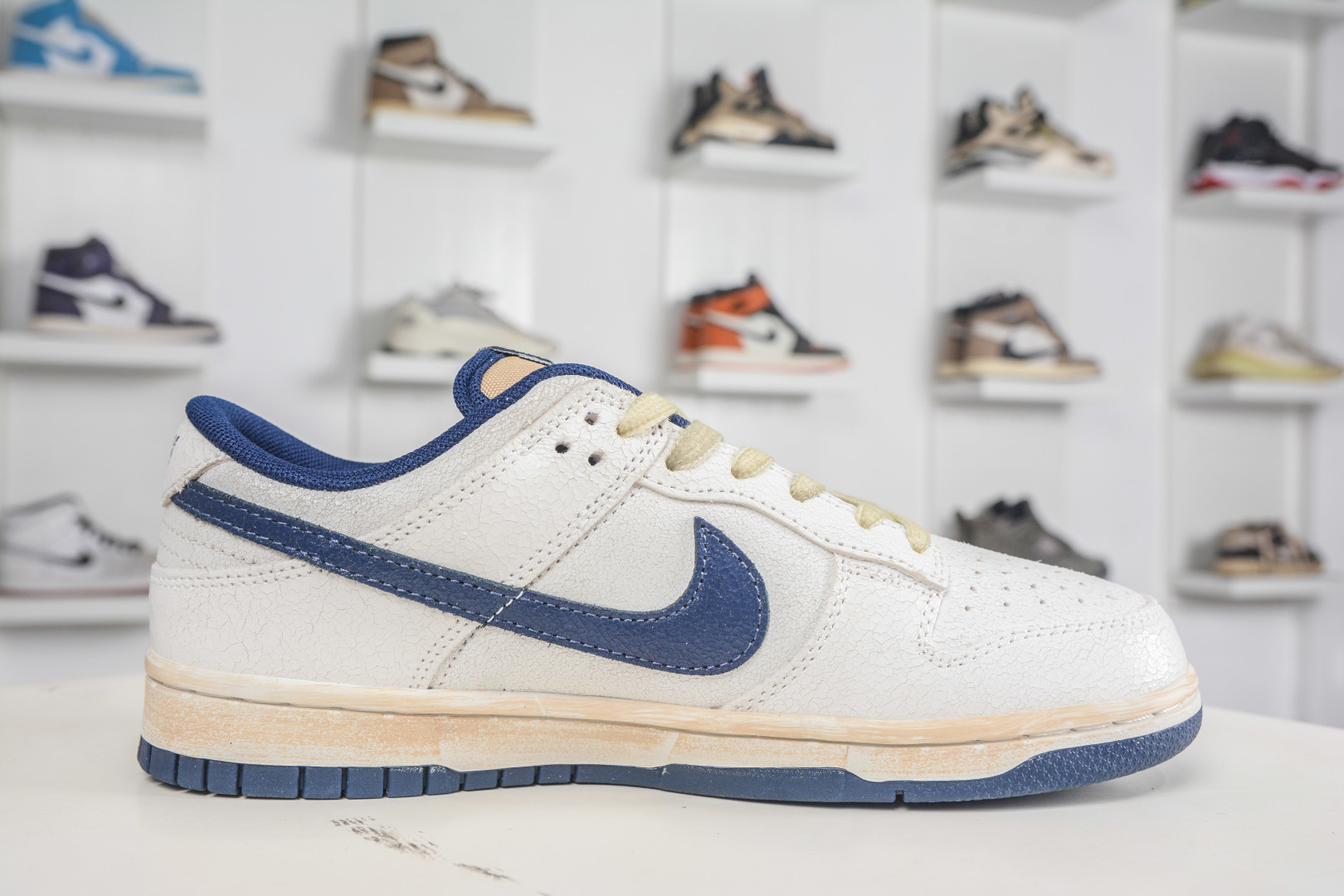 200 Nike x Stranger Things Dunk Low 灰蓝色 IH6766-001-Chinese UA Cheap High Quatity Brand Clothes Bags handbags Sneakers wholesale wholesaler seller from China Factory suppliers Fashion Clothing Shoes best Quality Beautiful Price 200 Nike x Stranger Things Dunk Low 灰蓝色 IH6766-001