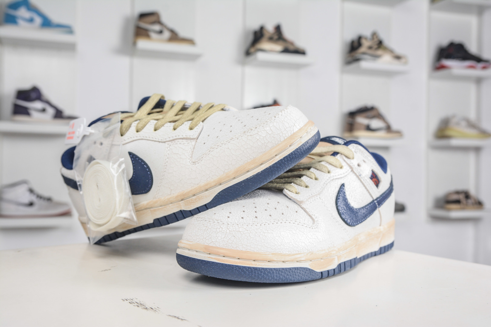 200 Nike x Stranger Things Dunk Low 灰蓝色 IH6766-001-Chinese UA Cheap High Quatity Brand Clothes Bags handbags Sneakers wholesale wholesaler seller from China Factory suppliers Fashion Clothing Shoes best Quality Beautiful Price 200 Nike x Stranger Things Dunk Low 灰蓝色 IH6766-001