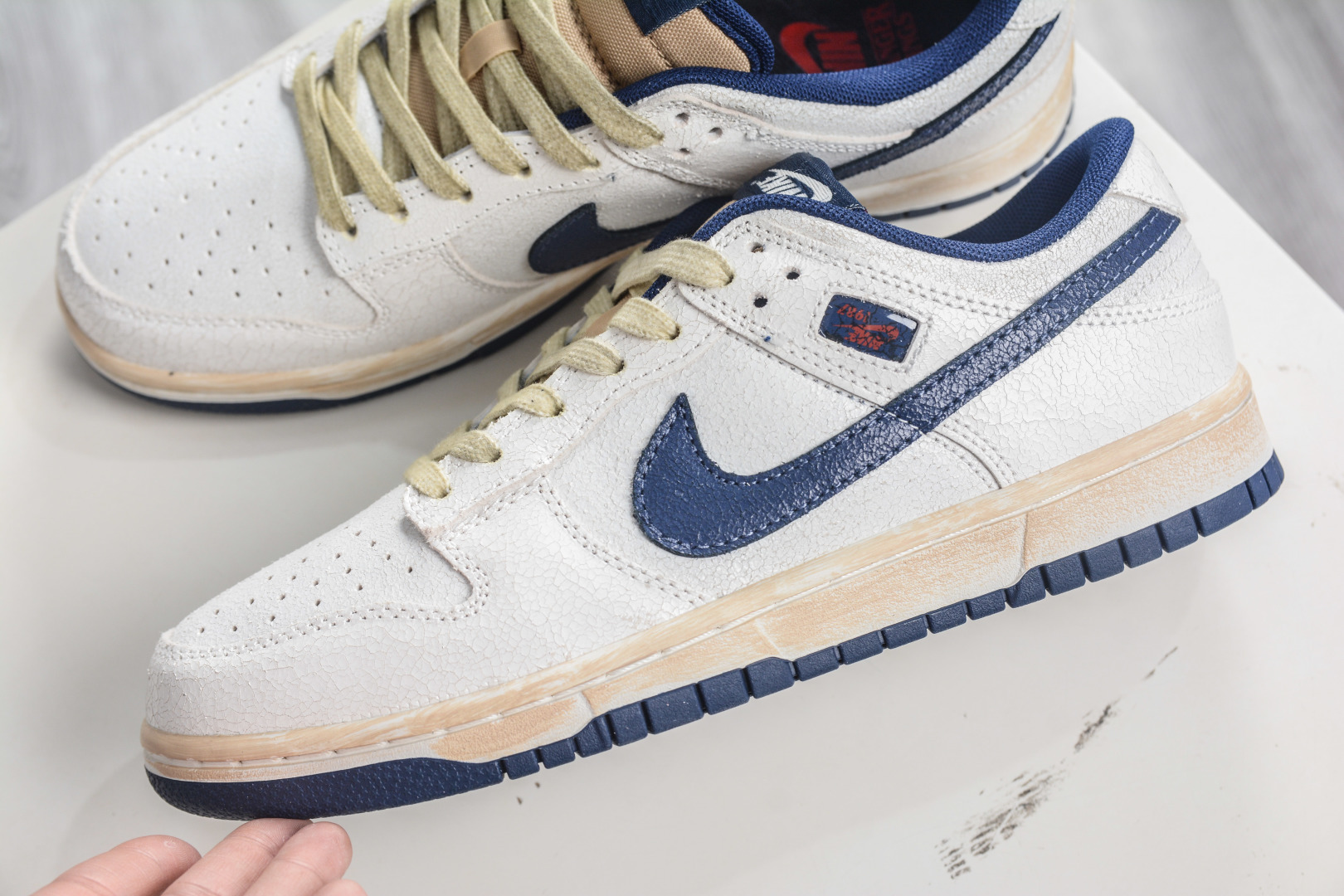 200 Nike x Stranger Things Dunk Low 灰蓝色 IH6766-001-Chinese UA Cheap High Quatity Brand Clothes Bags handbags Sneakers wholesale wholesaler seller from China Factory suppliers Fashion Clothing Shoes best Quality Beautiful Price 200 Nike x Stranger Things Dunk Low 灰蓝色 IH6766-001